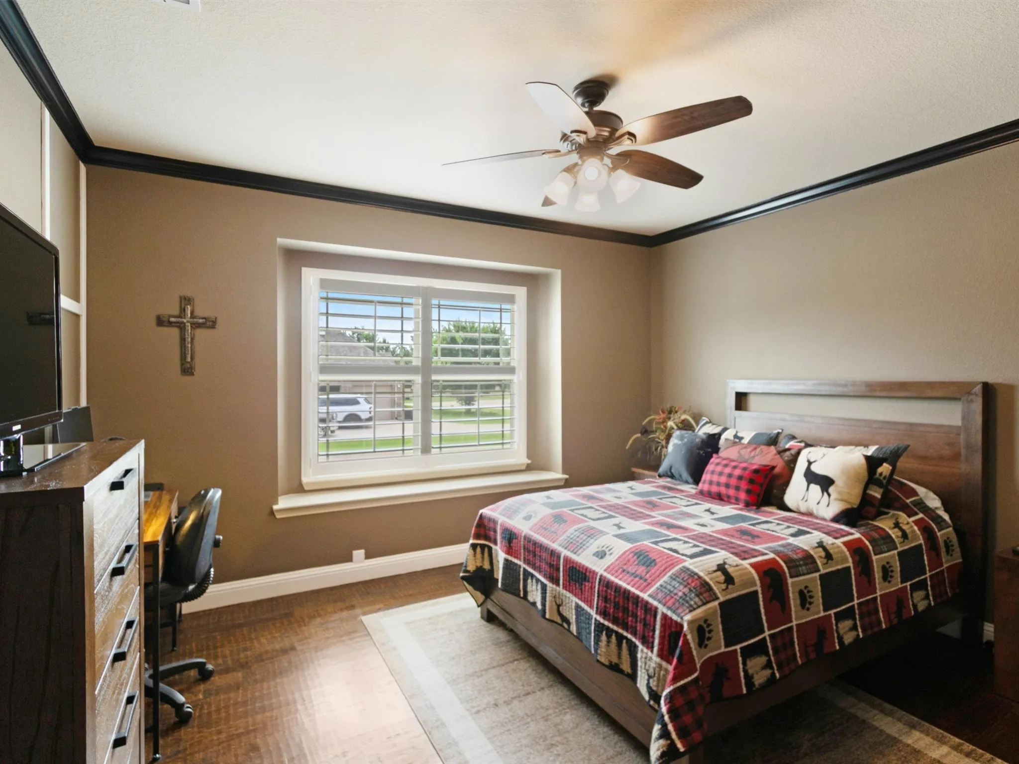 Single Family Residence For Sale in Denton County , 178 Las Colinas Trail, Cross Roads, Texas 76227, 5 Bedroom, 4 Bathroom, 3 Garage spaces, 4,513 Sqft, built in 2014, mls#21305275, Real Estate Agent in Cross Roads, Homes For Sale in Denton county, Homes For Sale in Cross Roads, Realtor in Cross Roads Texas, Real Estate Brokerage Independent Realty Texas, Luminita Cordes Realtor