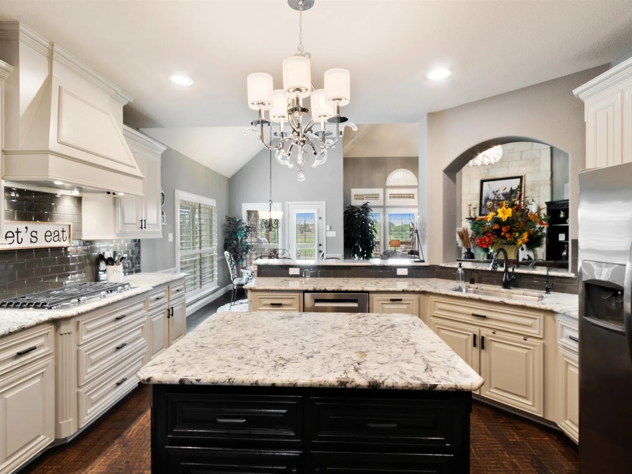 Single Family Residence For Sale in Denton County , 178 Las Colinas Trail, Cross Roads, Texas 76227, 5 Bedroom, 4 Bathroom, 3 Garage spaces, 4,513 Sqft, built in 2014, mls#21305275, Real Estate Agent in Cross Roads, Homes For Sale in Denton county, Homes For Sale in Cross Roads, Realtor in Cross Roads Texas, Real Estate Brokerage Independent Realty Texas, Luminita Cordes Realtor