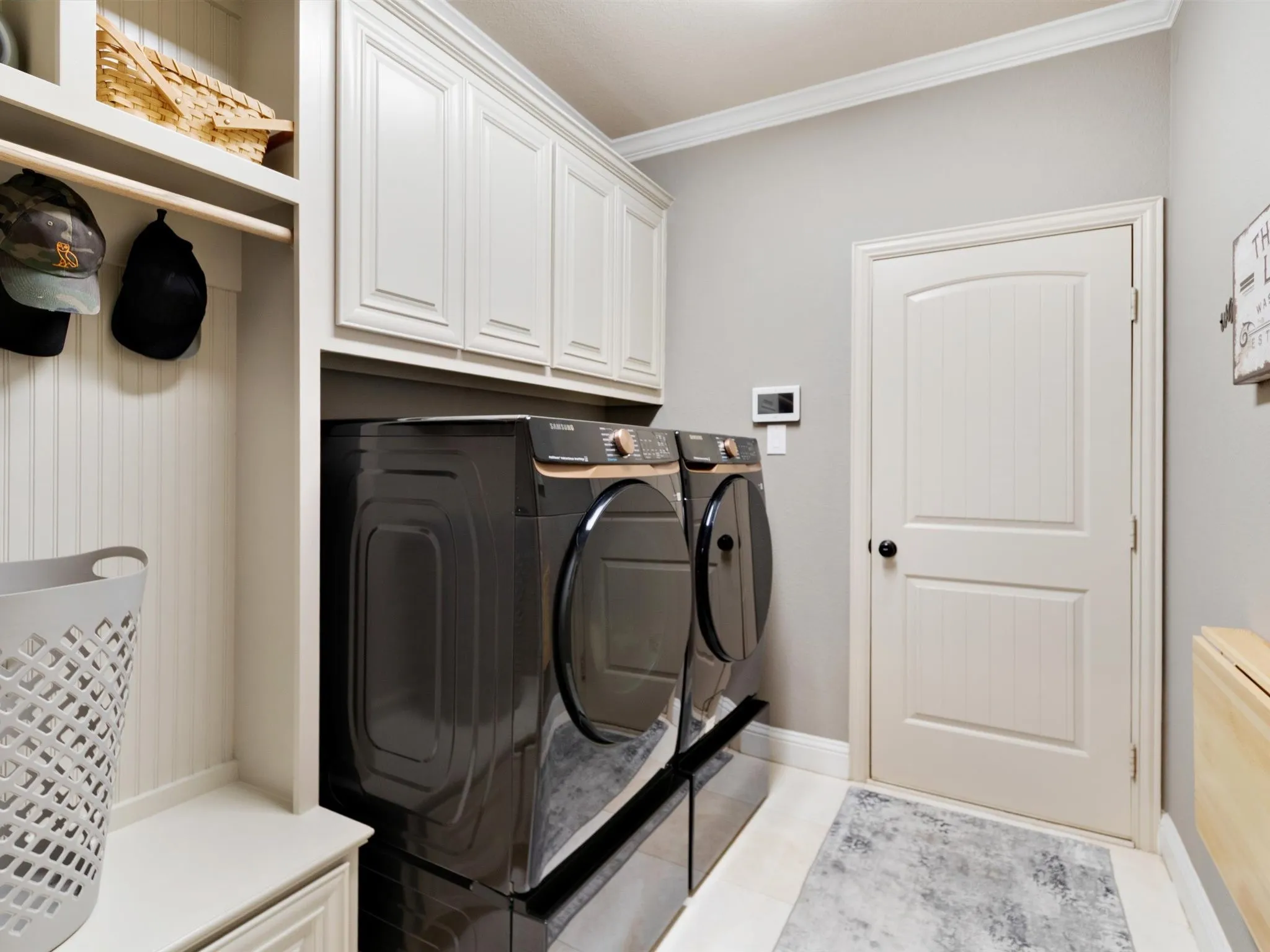 Single Family Residence For Sale in Denton County , 178 Las Colinas Trail, Cross Roads, Texas 76227, 5 Bedroom, 4 Bathroom, 3 Garage spaces, 4,513 Sqft, built in 2014, mls#21305275, Real Estate Agent in Cross Roads, Homes For Sale in Denton county, Homes For Sale in Cross Roads, Realtor in Cross Roads Texas, Real Estate Brokerage Independent Realty Texas, Luminita Cordes Realtor