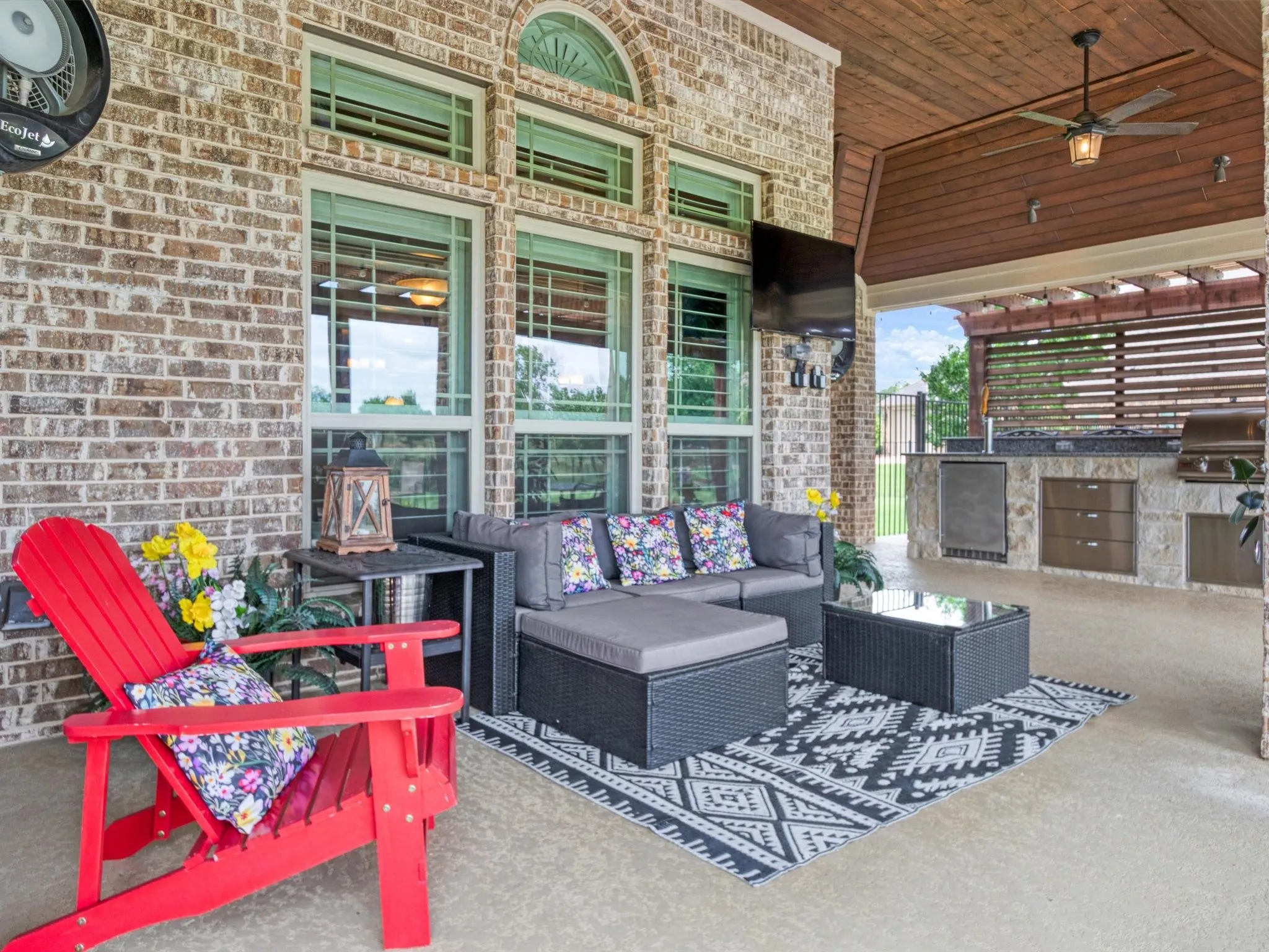 Single Family Residence For Sale in Denton County , 178 Las Colinas Trail, Cross Roads, Texas 76227, 5 Bedroom, 4 Bathroom, 3 Garage spaces, 4,513 Sqft, built in 2014, mls#21305275, Real Estate Agent in Cross Roads, Homes For Sale in Denton county, Homes For Sale in Cross Roads, Realtor in Cross Roads Texas, Real Estate Brokerage Independent Realty Texas, Luminita Cordes Realtor