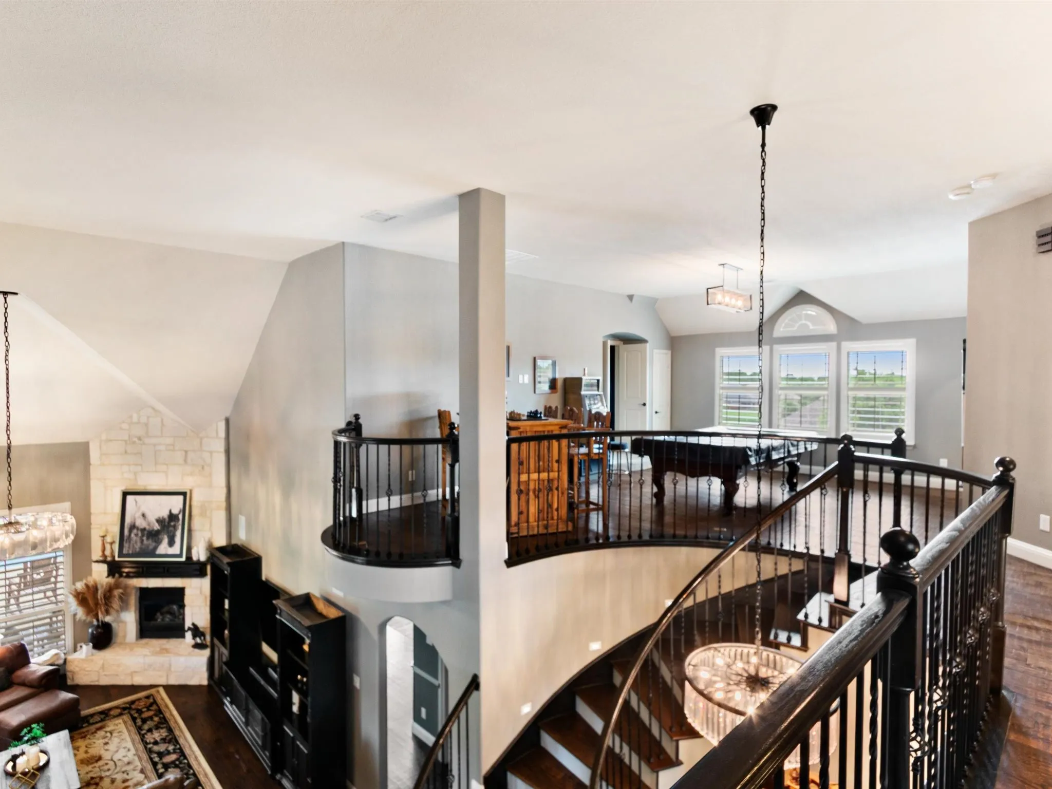 Single Family Residence For Sale in Denton County , 178 Las Colinas Trail, Cross Roads, Texas 76227, 5 Bedroom, 4 Bathroom, 3 Garage spaces, 4,513 Sqft, built in 2014, mls#21305275, Real Estate Agent in Cross Roads, Homes For Sale in Denton county, Homes For Sale in Cross Roads, Realtor in Cross Roads Texas, Real Estate Brokerage Independent Realty Texas, Luminita Cordes Realtor