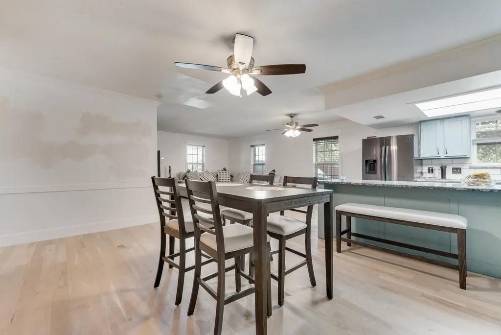 Single Family Residence For Sale in Rockwall County , 920 Meadowdale Drive, Royse City, Texas 75189, 5 Bedroom, 3 Bathroom, 2 Garage spaces, 1,565 Sqft, built in 1984, mls#21305352, Real Estate Agent in Royse City, Homes For Sale in Rockwall county, Homes For Sale in Royse City, Realtor in Royse City Texas, Real Estate Brokerage Independent Realty Texas, Luminita Cordes Realtor