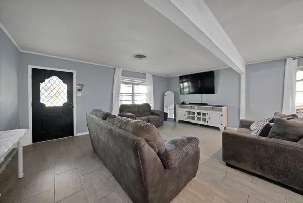 Single Family Residence For Sale in Hunt County , 4200 Templeton Street, Greenville, Texas 75401, 3 Bedroom, 2 Bathroom, Garage spaces, 1,782 Sqft, built in 1974, mls#21305361, Real Estate Agent in Greenville, Homes For Sale in Hunt county, Homes For Sale in Greenville, Realtor in Greenville Texas, Real Estate Brokerage Independent Realty Texas, Luminita Cordes Realtor
