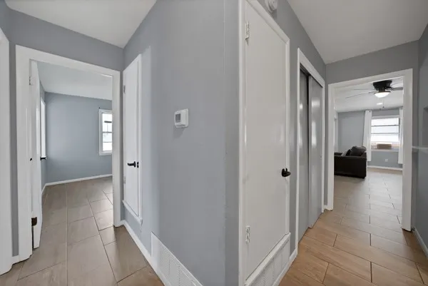 Single Family Residence For Sale in Hunt County , 4200 Templeton Street, Greenville, Texas 75401, 3 Bedroom, 2 Bathroom, Garage spaces, 1,782 Sqft, built in 1974, mls#21305361, Real Estate Agent in Greenville, Homes For Sale in Hunt county, Homes For Sale in Greenville, Realtor in Greenville Texas, Real Estate Brokerage Independent Realty Texas, Luminita Cordes Realtor