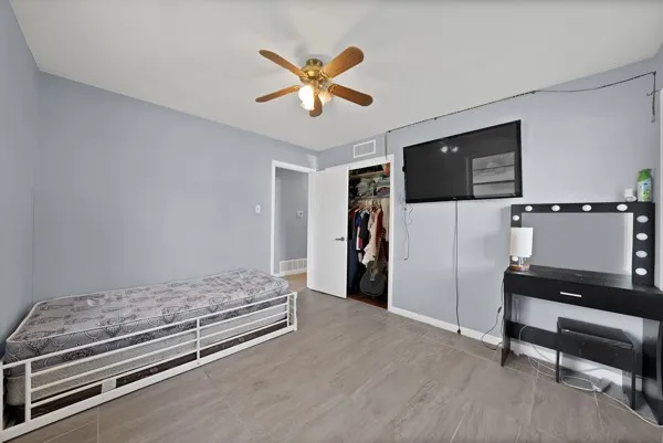Single Family Residence For Sale in Hunt County , 4200 Templeton Street, Greenville, Texas 75401, 3 Bedroom, 2 Bathroom, Garage spaces, 1,782 Sqft, built in 1974, mls#21305361, Real Estate Agent in Greenville, Homes For Sale in Hunt county, Homes For Sale in Greenville, Realtor in Greenville Texas, Real Estate Brokerage Independent Realty Texas, Luminita Cordes Realtor