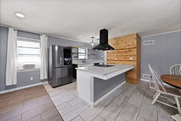 Single Family Residence For Sale in Hunt County , 4200 Templeton Street, Greenville, Texas 75401, 3 Bedroom, 2 Bathroom, Garage spaces, 1,782 Sqft, built in 1974, mls#21305361, Real Estate Agent in Greenville, Homes For Sale in Hunt county, Homes For Sale in Greenville, Realtor in Greenville Texas, Real Estate Brokerage Independent Realty Texas, Luminita Cordes Realtor