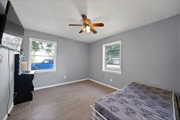 Single Family Residence For Sale in Hunt County , 4200 Templeton Street, Greenville, Texas 75401, 3 Bedroom, 2 Bathroom, Garage spaces, 1,782 Sqft, built in 1974, mls#21305361, Real Estate Agent in Greenville, Homes For Sale in Hunt county, Homes For Sale in Greenville, Realtor in Greenville Texas, Real Estate Brokerage Independent Realty Texas, Luminita Cordes Realtor