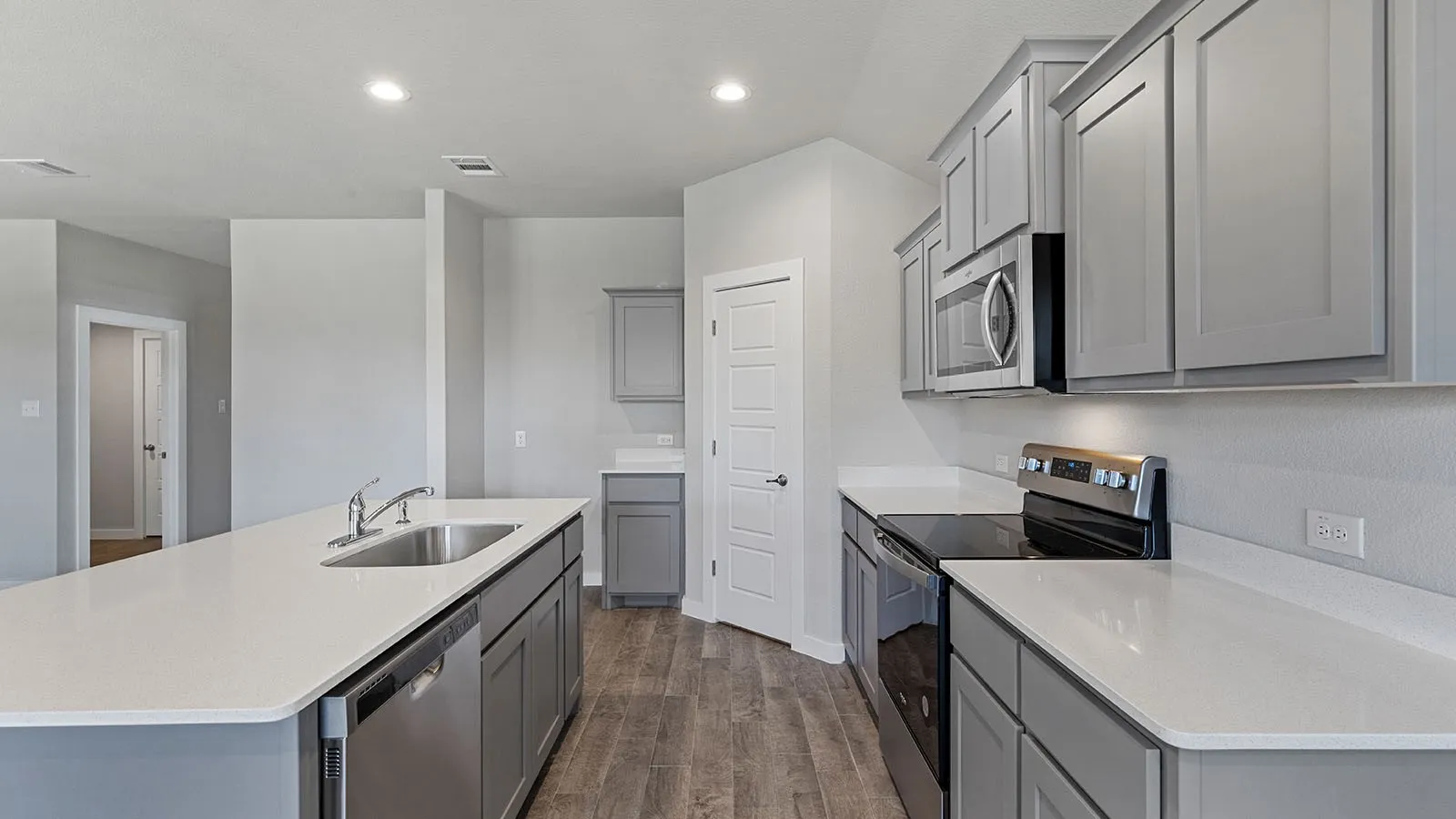 Single Family Residence For Sale in Denton County , 2809 HAWK Drive, Denton, Texas 76205, 4 Bedroom, 2 Bathroom, 2 Garage spaces, 1,666 Sqft, built in 2026, mls#21304848, Real Estate Agent in Denton, Homes For Sale in Denton county, Homes For Sale in Denton, Realtor in Denton Texas, Real Estate Brokerage Independent Realty Texas, Luminita Cordes Realtor