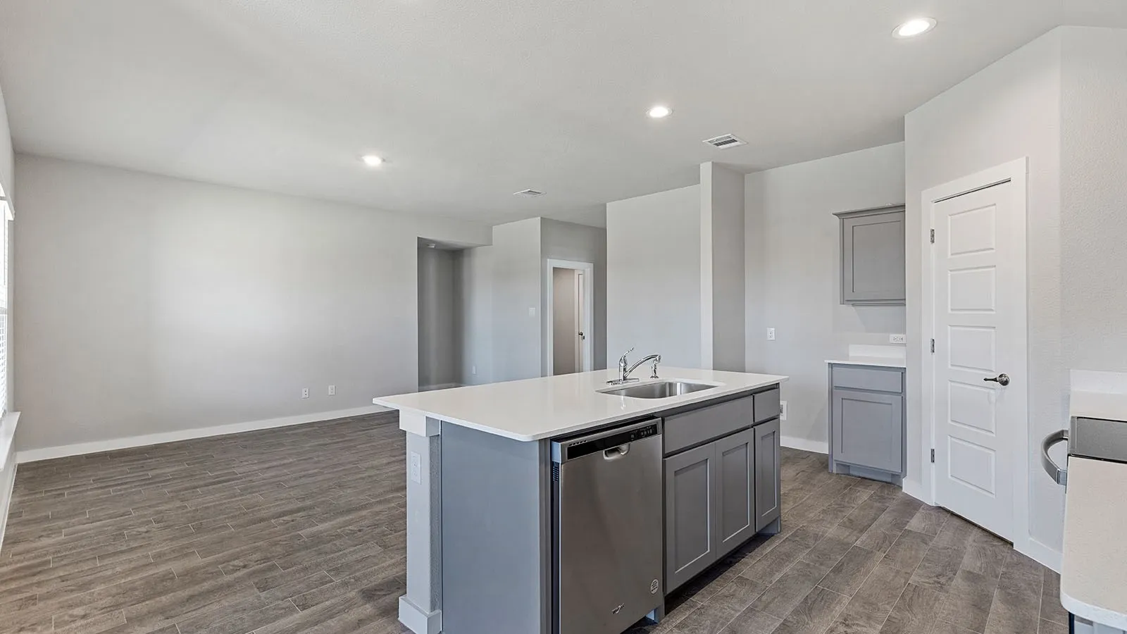 Single Family Residence For Sale in Denton County , 2712 FLOWERS Drive, Denton, Texas 76205, 4 Bedroom, 2 Bathroom, 2 Garage spaces, 1,666 Sqft, built in 2026, mls#21304874, Real Estate Agent in Denton, Homes For Sale in Denton county, Homes For Sale in Denton, Realtor in Denton Texas, Real Estate Brokerage Independent Realty Texas, Luminita Cordes Realtor