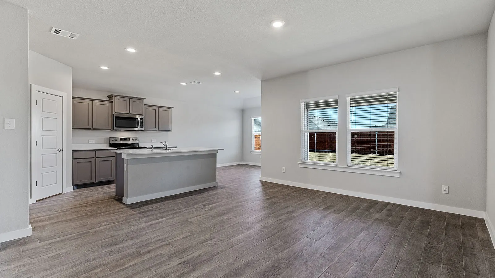 Single Family Residence For Sale in Denton County , 2712 FLOWERS Drive, Denton, Texas 76205, 4 Bedroom, 2 Bathroom, 2 Garage spaces, 1,666 Sqft, built in 2026, mls#21304874, Real Estate Agent in Denton, Homes For Sale in Denton county, Homes For Sale in Denton, Realtor in Denton Texas, Real Estate Brokerage Independent Realty Texas, Luminita Cordes Realtor