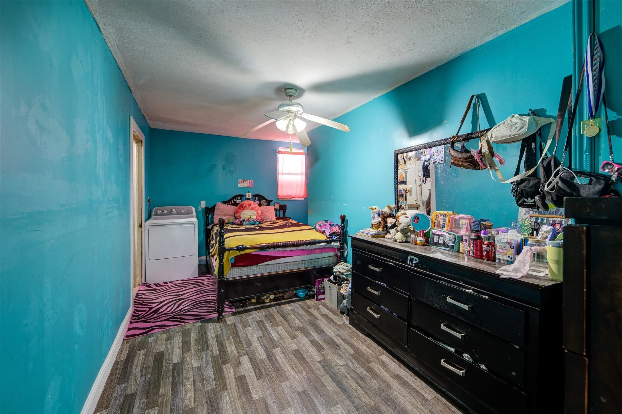 Single Family Residence For Sale in Wise County , 307 N Miller Street, Decatur, Texas 76234, 3 Bedroom, 1 Bathroom, Garage spaces, 1,145 Sqft, built in 1940, mls#21303088, Real Estate Agent in Decatur, Homes For Sale in Wise county, Homes For Sale in Decatur, Realtor in Decatur Texas, Real Estate Brokerage Independent Realty Texas, Luminita Cordes Realtor