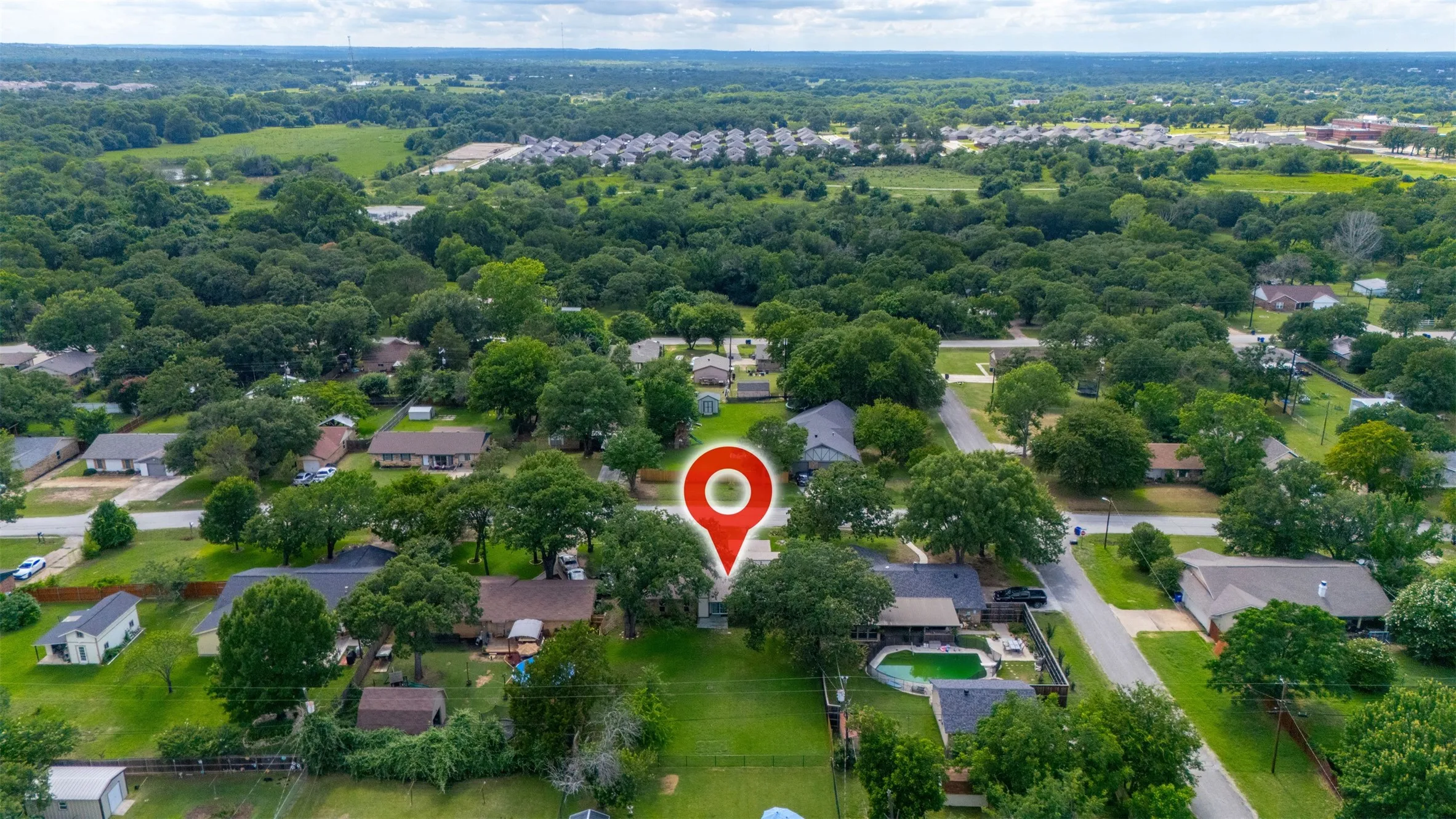 Single Family Residence For Sale in Tarrant County , 205 Mountain View Drive, Azle, Texas 76020, 3 Bedroom, 2 Bathroom, 2 Garage spaces, 1,484 Sqft, built in 1978, mls#21304704, Real Estate Agent in Azle, Homes For Sale in Tarrant county, Homes For Sale in Azle, Realtor in Azle Texas, Real Estate Brokerage Independent Realty Texas, Luminita Cordes Realtor