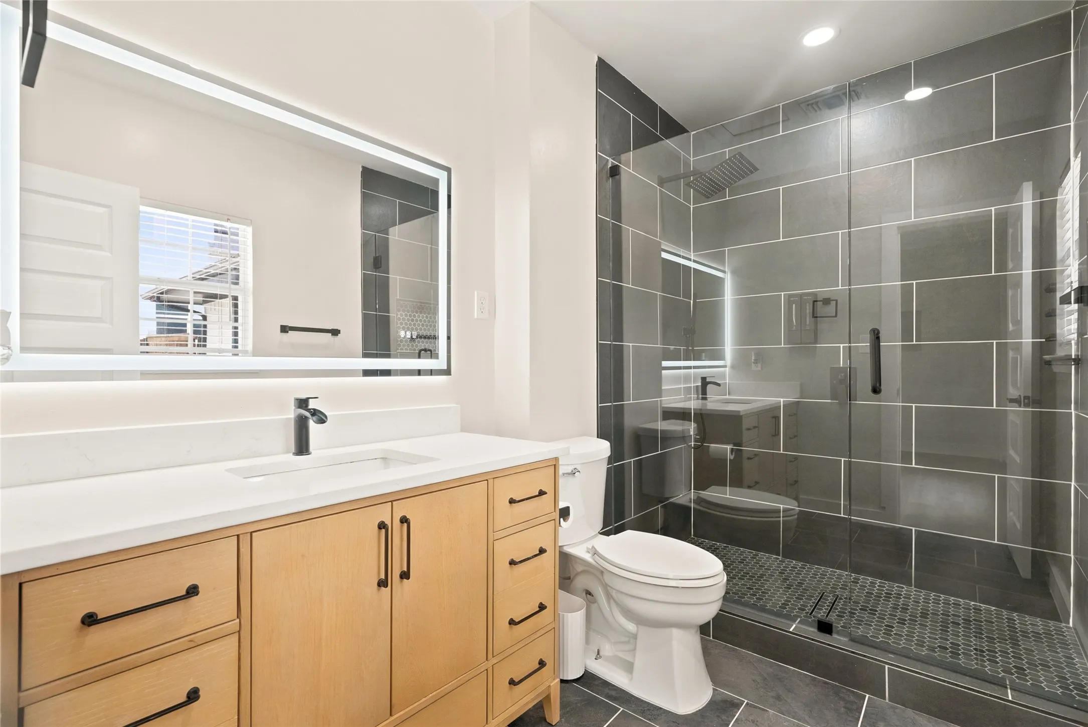 Single Family Residence For Sale in Collin County , 106 E 3rd Street, Prosper, Texas 75078, 3 Bedroom, 2 Bathroom, Garage spaces, 1,707 Sqft, built in 1965, mls#21302899, Real Estate Agent in Prosper, Homes For Sale in Collin county, Homes For Sale in Prosper, Realtor in Prosper Texas, Real Estate Brokerage Independent Realty Texas, Luminita Cordes Realtor