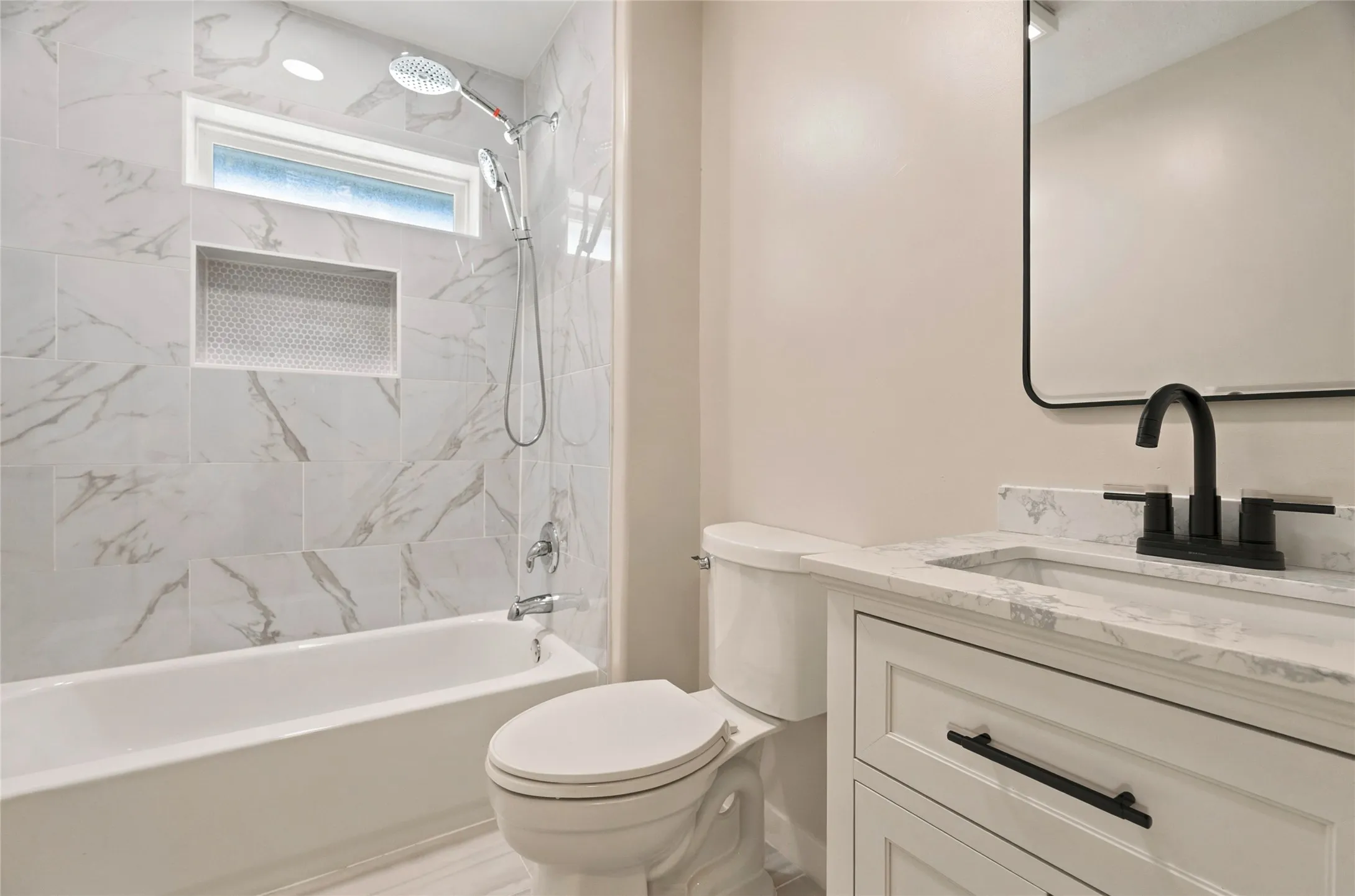 Single Family Residence For Sale in Collin County , 106 E 3rd Street, Prosper, Texas 75078, 3 Bedroom, 2 Bathroom, Garage spaces, 1,707 Sqft, built in 1965, mls#21302899, Real Estate Agent in Prosper, Homes For Sale in Collin county, Homes For Sale in Prosper, Realtor in Prosper Texas, Real Estate Brokerage Independent Realty Texas, Luminita Cordes Realtor