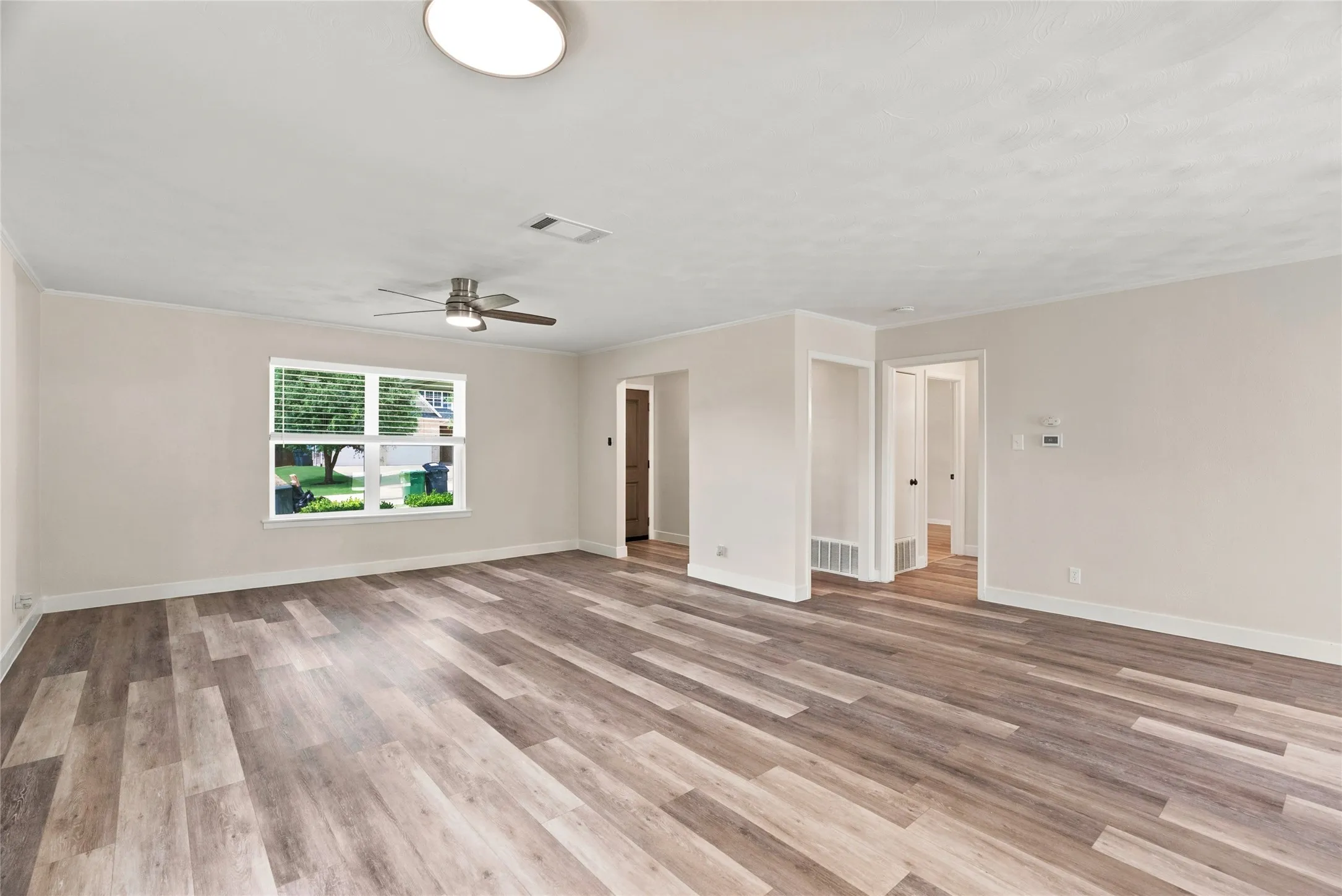 Single Family Residence For Sale in Collin County , 106 E 3rd Street, Prosper, Texas 75078, 3 Bedroom, 2 Bathroom, Garage spaces, 1,707 Sqft, built in 1965, mls#21302899, Real Estate Agent in Prosper, Homes For Sale in Collin county, Homes For Sale in Prosper, Realtor in Prosper Texas, Real Estate Brokerage Independent Realty Texas, Luminita Cordes Realtor