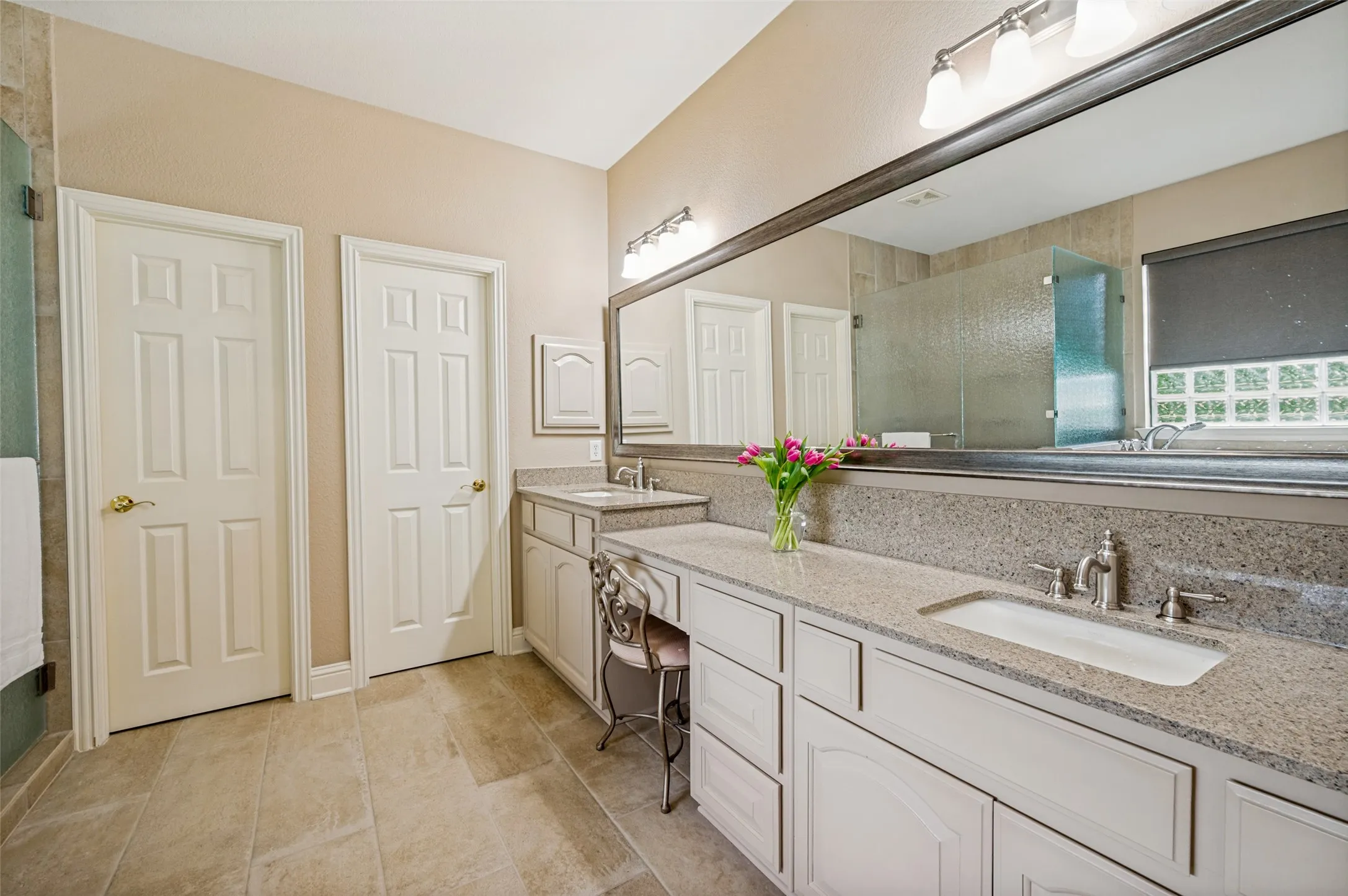 Single Family Residence For Sale in Collin County , 501 Arthur Court, Lucas, Texas 75002, 4 Bedroom, 3 Bathroom, 4 Garage spaces, 3,673 Sqft, built in 2003, mls#21304419, Real Estate Agent in Lucas, Homes For Sale in Collin county, Homes For Sale in Lucas, Realtor in Lucas Texas, Real Estate Brokerage Independent Realty Texas, Luminita Cordes Realtor