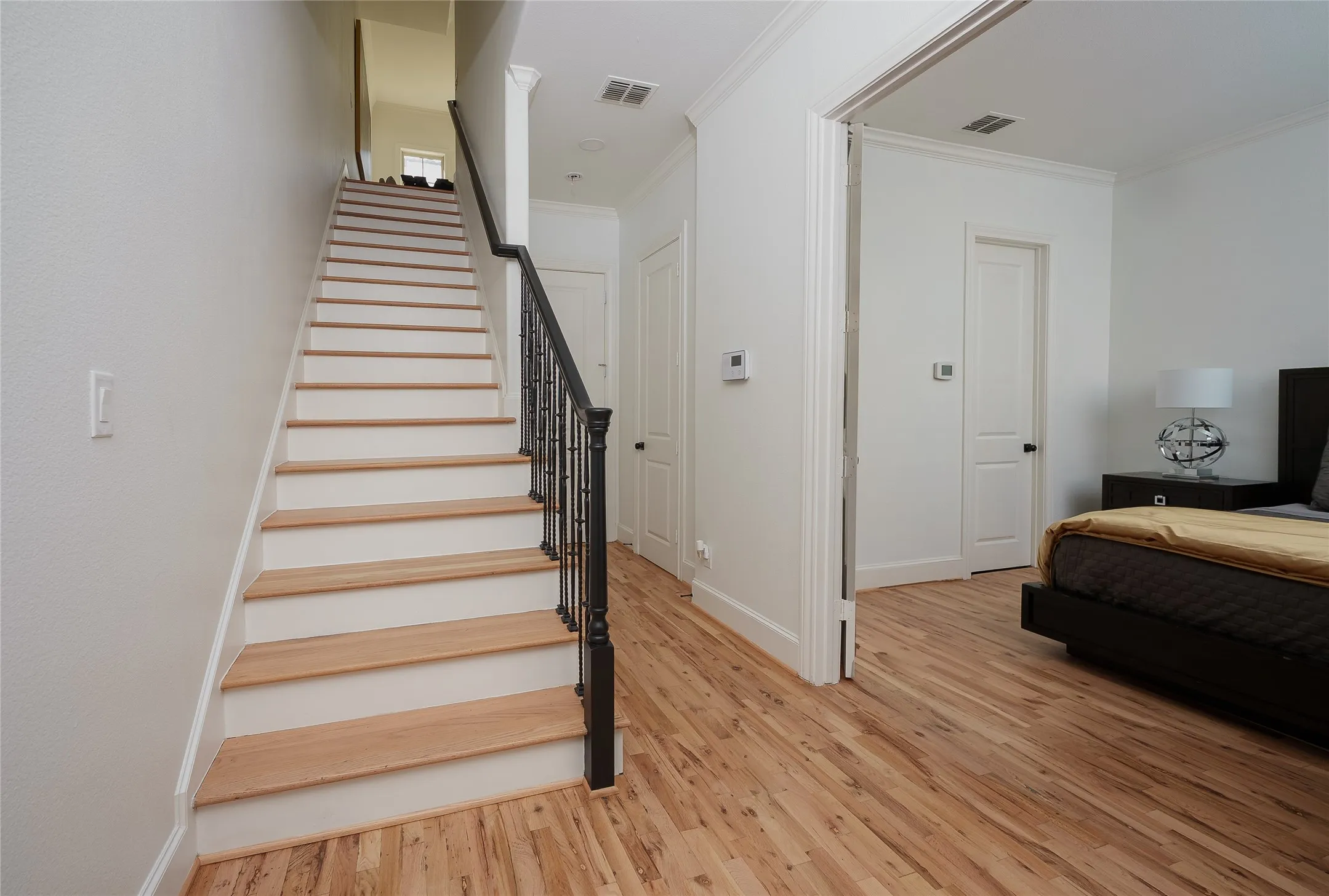 Townhouse For Rent in Dallas County , 727 Will Rice Avenue, Irving, Texas 75039, 3 Bedroom, 4 Bathroom, 2 Garage spaces, 2,257 Sqft, built in 2014, mls#21305392, Real Estate Agent in Irving, Homes For Rent in Dallas county, Homes For Rent in Irving, Realtor in Irving Texas, Real Estate Brokerage Independent Realty Texas, Luminita Cordes Realtor