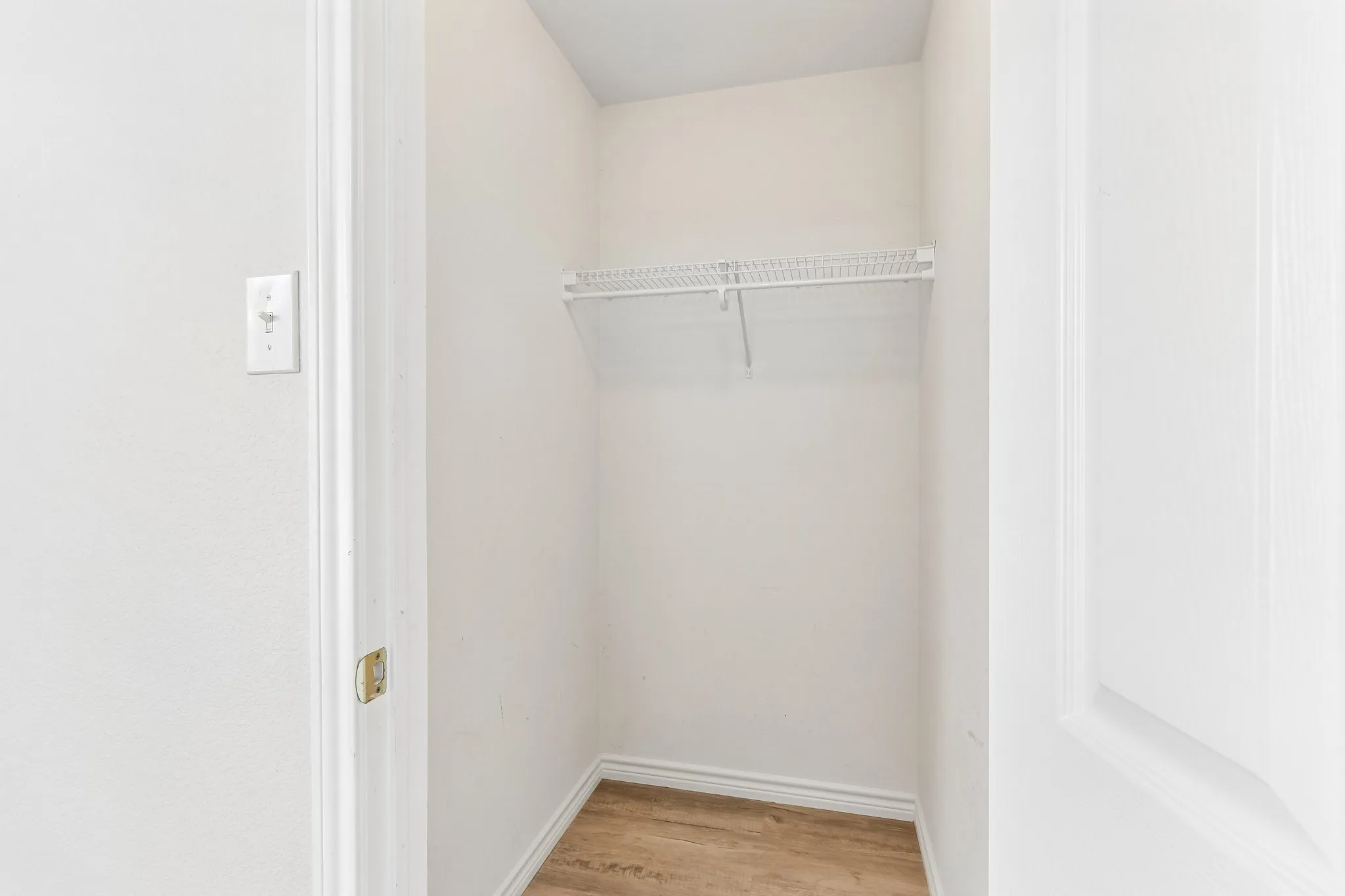Single Family Residence For Sale in Denton County , 9012 Wayne Street, Cross Roads, Texas 76227, 3 Bedroom, 2 Bathroom, 2 Garage spaces, 1,208 Sqft, built in 2004, mls#21305394, Real Estate Agent in Cross Roads, Homes For Sale in Denton county, Homes For Sale in Cross Roads, Realtor in Cross Roads Texas, Real Estate Brokerage Independent Realty Texas, Luminita Cordes Realtor