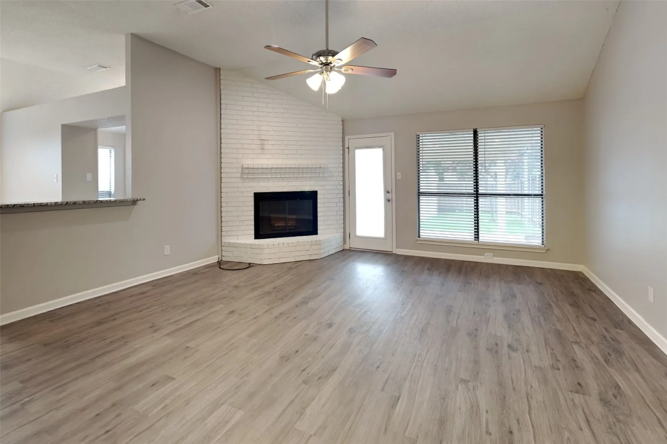 Single Family Residence For Rent in Collin County , 712 Bluebonnet Drive, Allen, Texas 75002, 3 Bedroom, 2 Bathroom, 2 Garage spaces, 1,521 Sqft, built in 1985, mls#21305411, Real Estate Agent in Allen, Homes For Rent in Collin county, Homes For Rent in Allen, Realtor in Allen Texas, Real Estate Brokerage Independent Realty Texas, Luminita Cordes Realtor