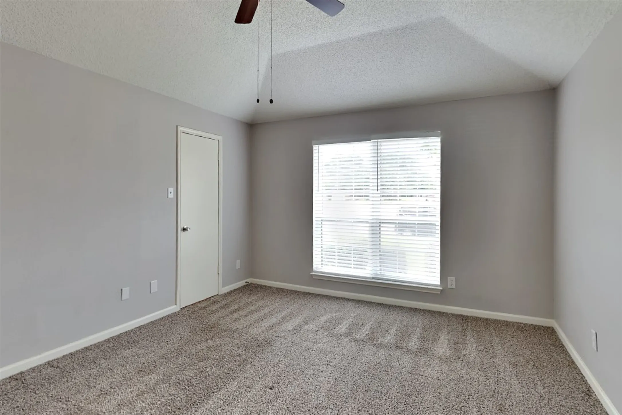 Single Family Residence For Rent in Collin County , 712 Bluebonnet Drive, Allen, Texas 75002, 3 Bedroom, 2 Bathroom, 2 Garage spaces, 1,521 Sqft, built in 1985, mls#21305411, Real Estate Agent in Allen, Homes For Rent in Collin county, Homes For Rent in Allen, Realtor in Allen Texas, Real Estate Brokerage Independent Realty Texas, Luminita Cordes Realtor