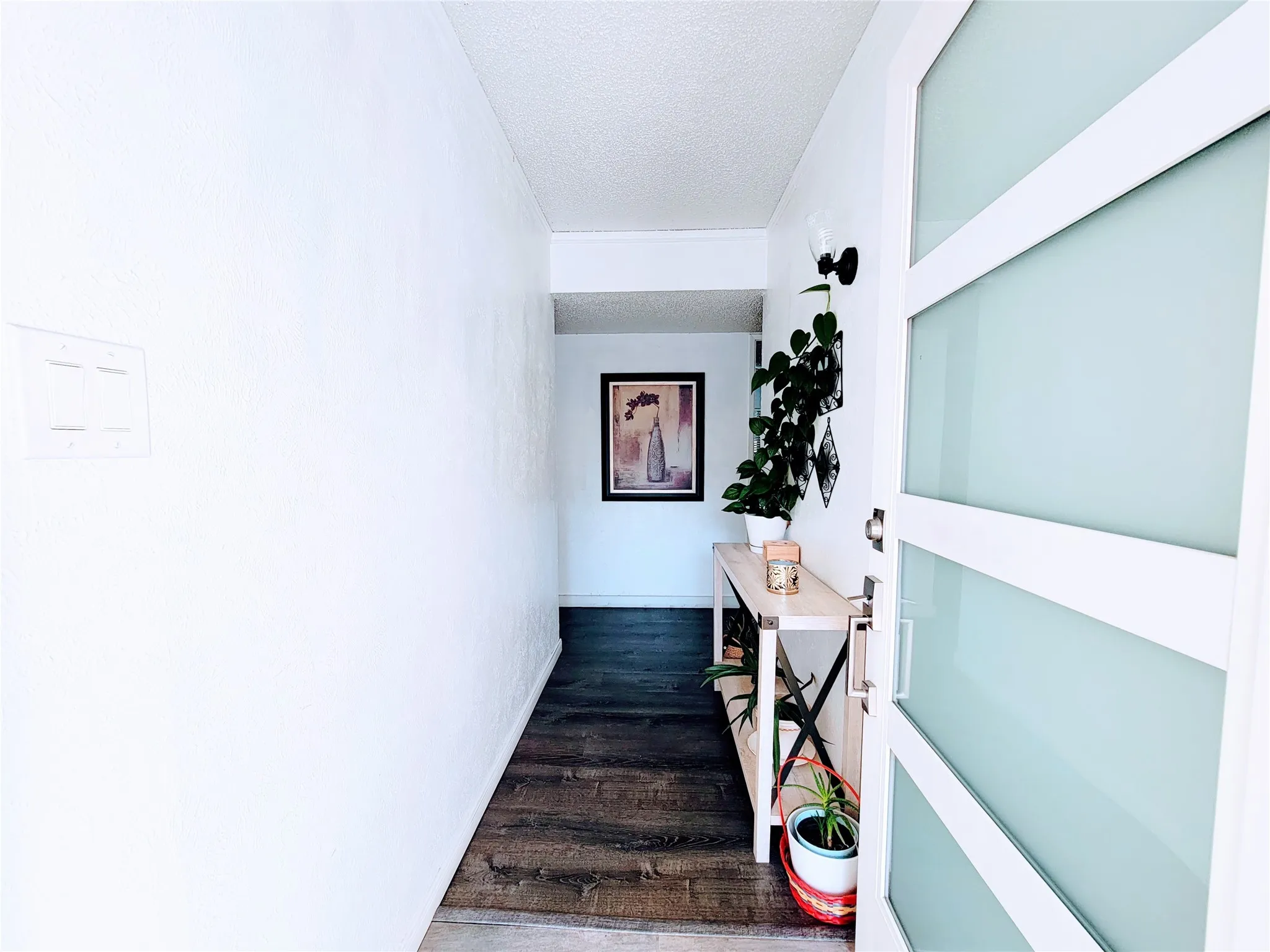 Single Family Residence For Sale in Tarrant County , 5828 Sidewinder Trail, Fort Worth, Texas 76131, 4 Bedroom, 2 Bathroom, Garage spaces, 1,692 Sqft, built in 1980, mls#21304902, Real Estate Agent in Fort Worth, Homes For Sale in Tarrant county, Homes For Sale in Fort Worth, Realtor in Fort Worth Texas, Real Estate Brokerage Independent Realty Texas, Luminita Cordes Realtor