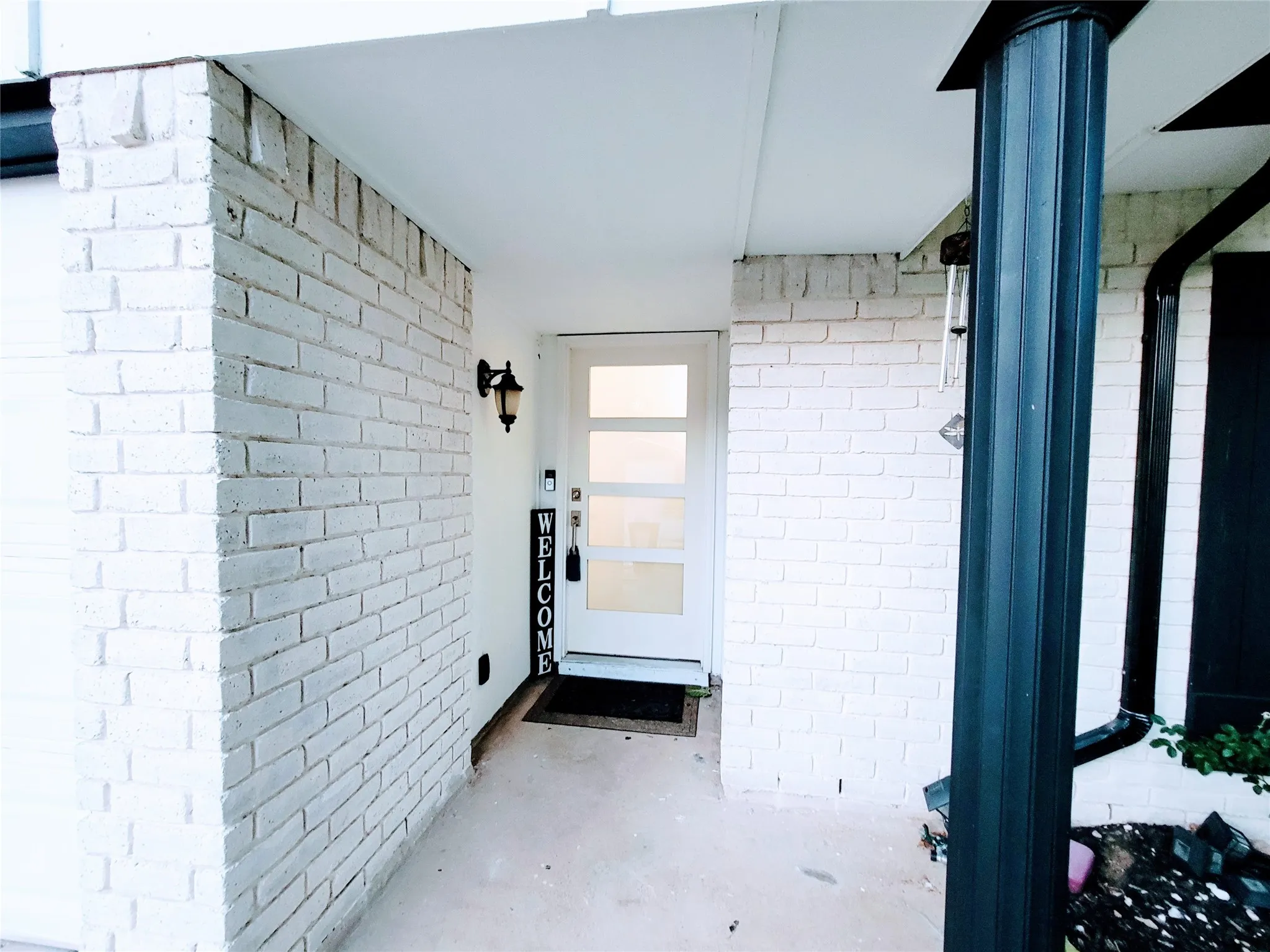Single Family Residence For Sale in Tarrant County , 5828 Sidewinder Trail, Fort Worth, Texas 76131, 4 Bedroom, 2 Bathroom, Garage spaces, 1,692 Sqft, built in 1980, mls#21304902, Real Estate Agent in Fort Worth, Homes For Sale in Tarrant county, Homes For Sale in Fort Worth, Realtor in Fort Worth Texas, Real Estate Brokerage Independent Realty Texas, Luminita Cordes Realtor