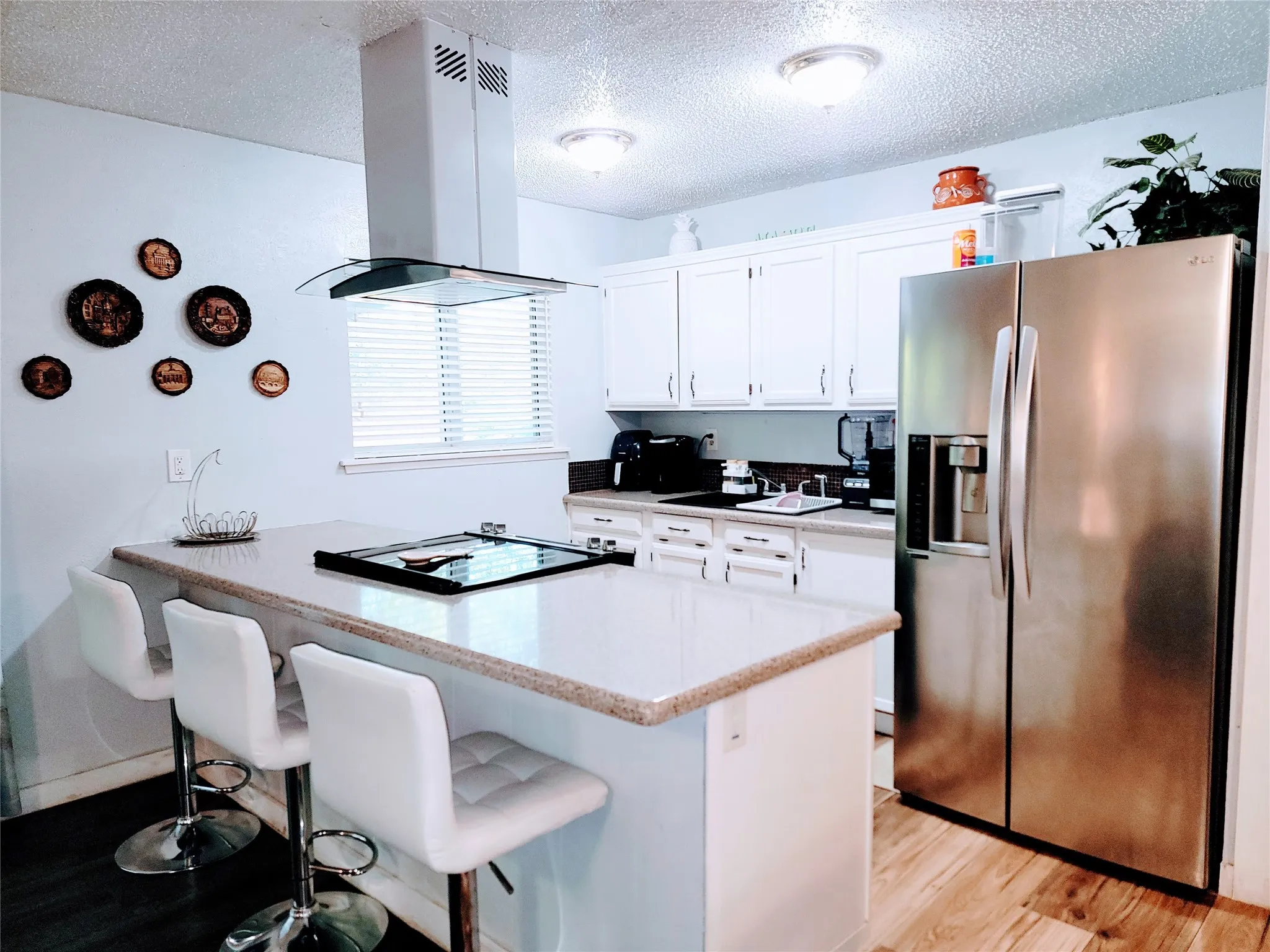 Single Family Residence For Sale in Tarrant County , 5828 Sidewinder Trail, Fort Worth, Texas 76131, 4 Bedroom, 2 Bathroom, Garage spaces, 1,692 Sqft, built in 1980, mls#21304902, Real Estate Agent in Fort Worth, Homes For Sale in Tarrant county, Homes For Sale in Fort Worth, Realtor in Fort Worth Texas, Real Estate Brokerage Independent Realty Texas, Luminita Cordes Realtor