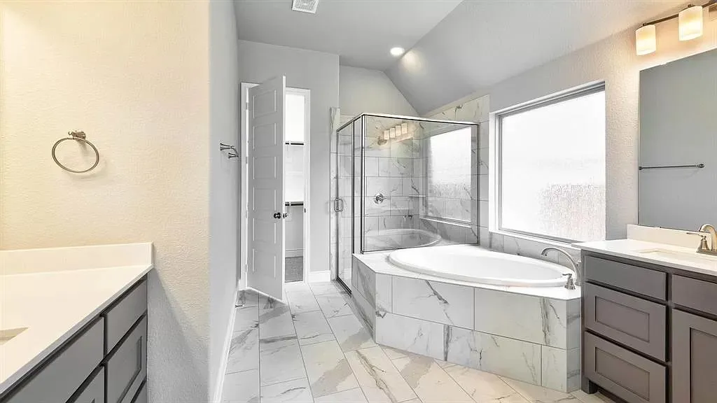 Single Family Residence For Rent in Denton County , 333 Cowling Drive, Little Elm, Texas 75068, 4 Bedrooms, 3 Bathrooms, 2 Garage spaces, 2,817 Sqft, built in 2019, Price $2,995, mls#21305439, Real Estate Agent in Little Elm, Homes For Rent in Denton county, Homes For Rent in Little Elm, Realtor in Little Elm Texas, Real Estate Brokerage Independent Realty Texas, Luminita Cordes Realtor