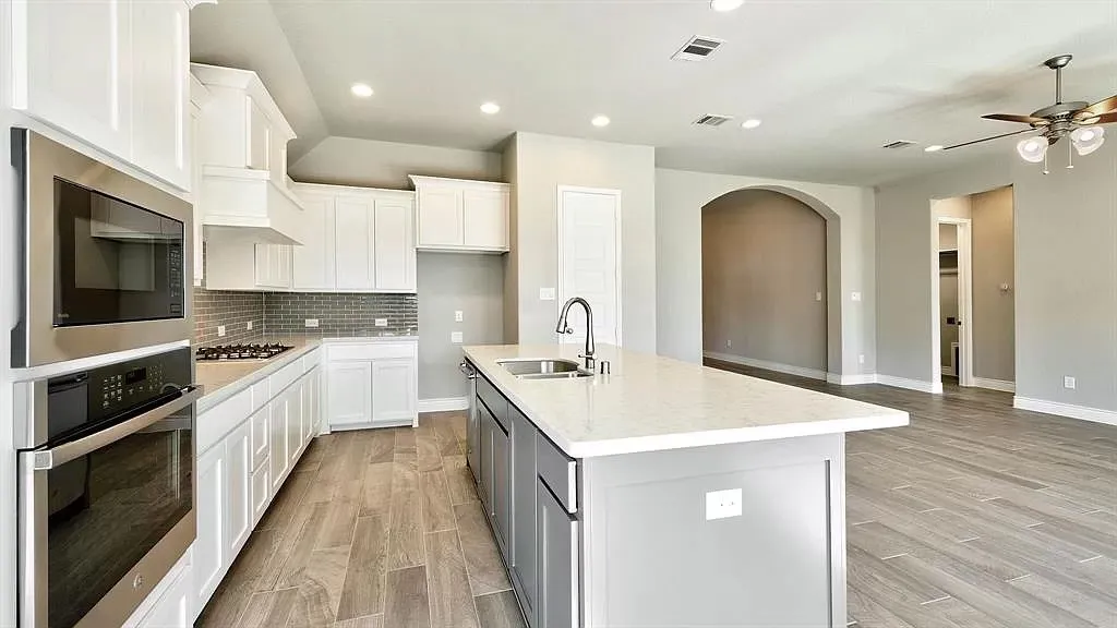 Single Family Residence For Rent in Denton County , 333 Cowling Drive, Little Elm, Texas 75068, 4 Bedrooms, 3 Bathrooms, 2 Garage spaces, 2,817 Sqft, built in 2019, Price $2,995, mls#21305439, Real Estate Agent in Little Elm, Homes For Rent in Denton county, Homes For Rent in Little Elm, Realtor in Little Elm Texas, Real Estate Brokerage Independent Realty Texas, Luminita Cordes Realtor