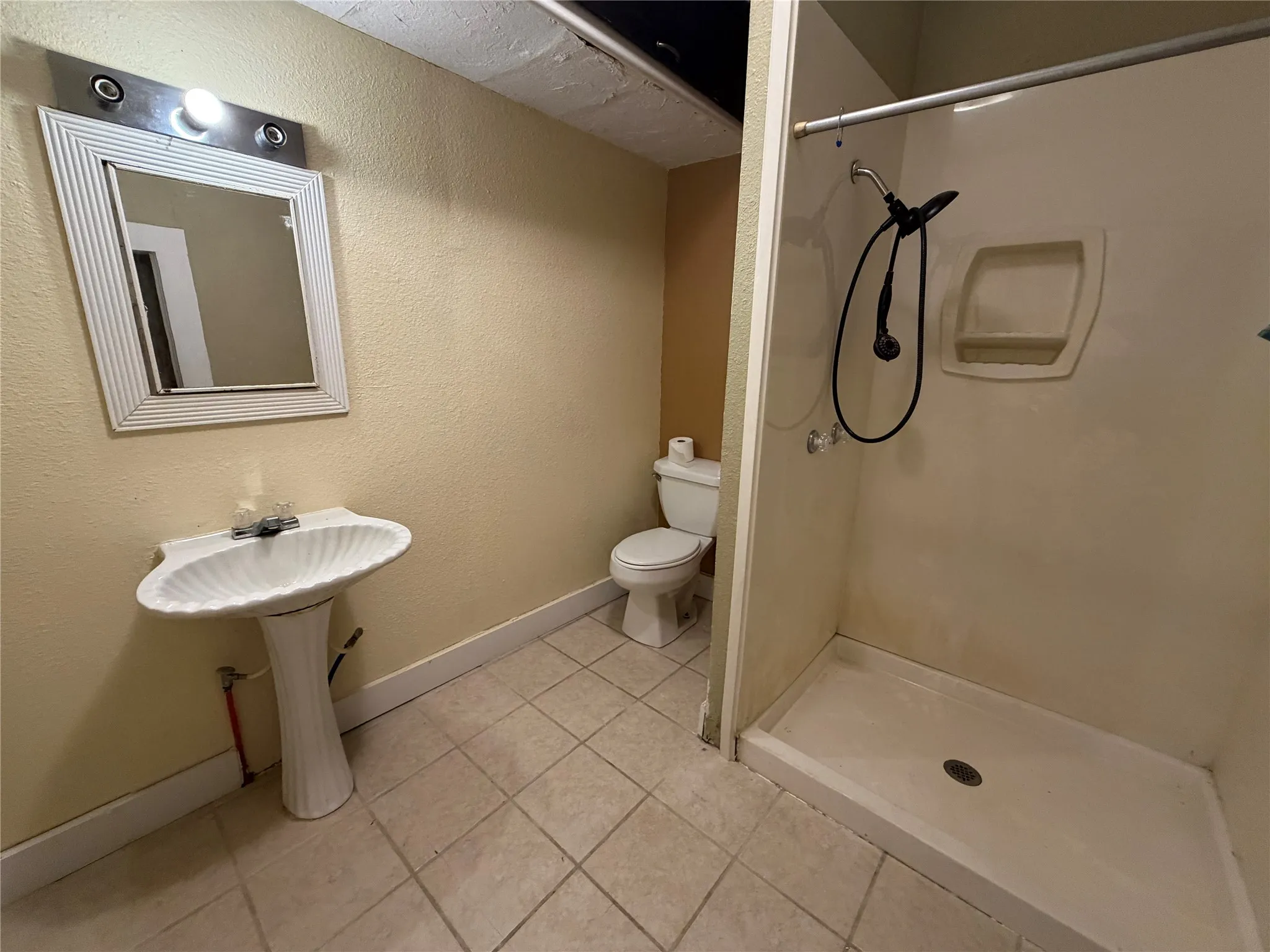 This is the downstairs
bathroom.