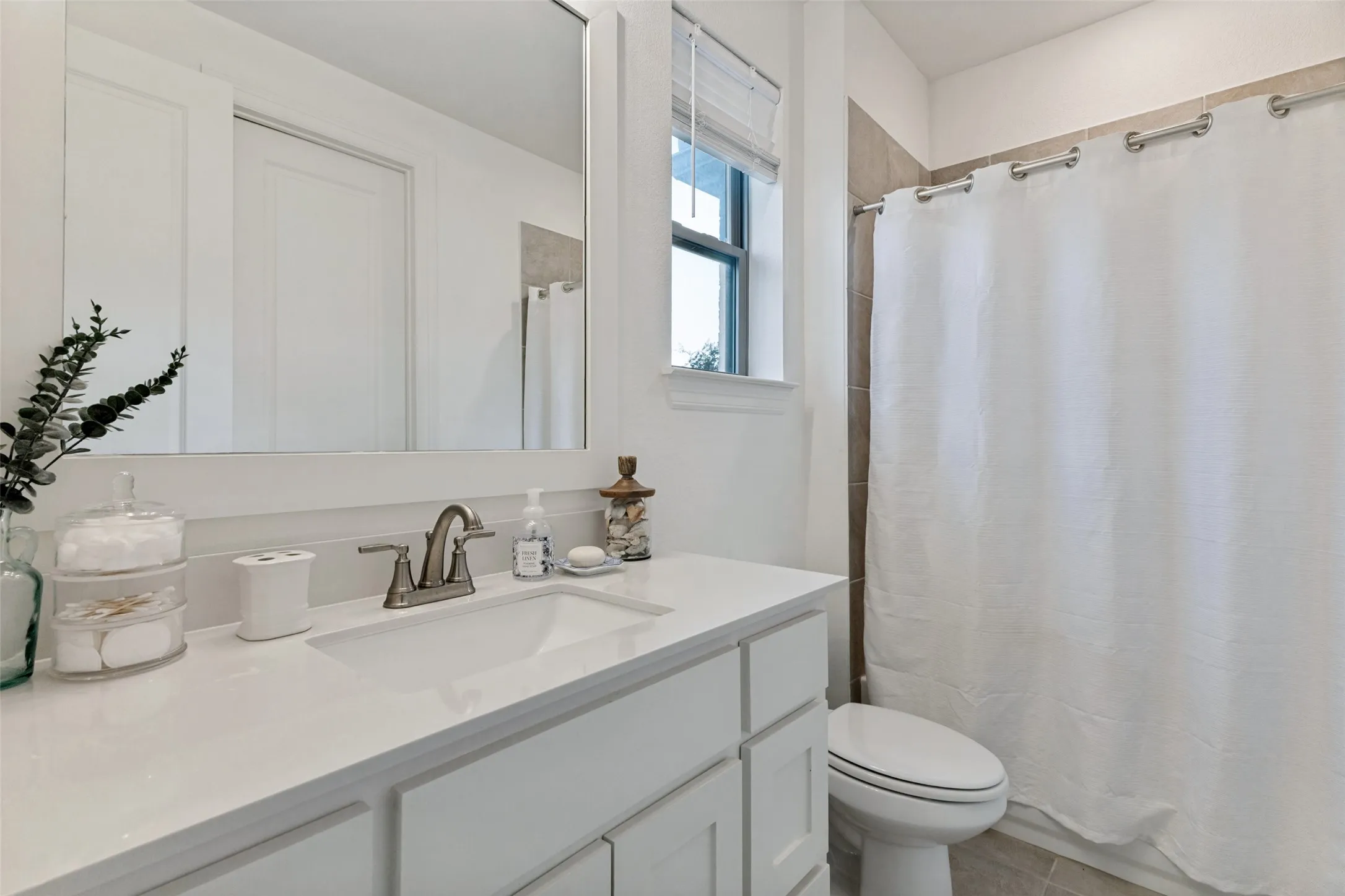 Single Family Residence For Sale in Tarrant County , 245 Wimberley Drive, Haslet, Texas 76052, 4 Bedroom, 4 Bathroom, 3 Garage spaces, 3,323 Sqft, built in 2021, Price $929,000, mls#21305466, Real Estate Agent in Haslet, Homes For Sale in Tarrant county, Homes For Sale in Haslet, Realtor in Haslet Texas, Real Estate Brokerage Independent Realty Texas, Luminita Cordes Realtor