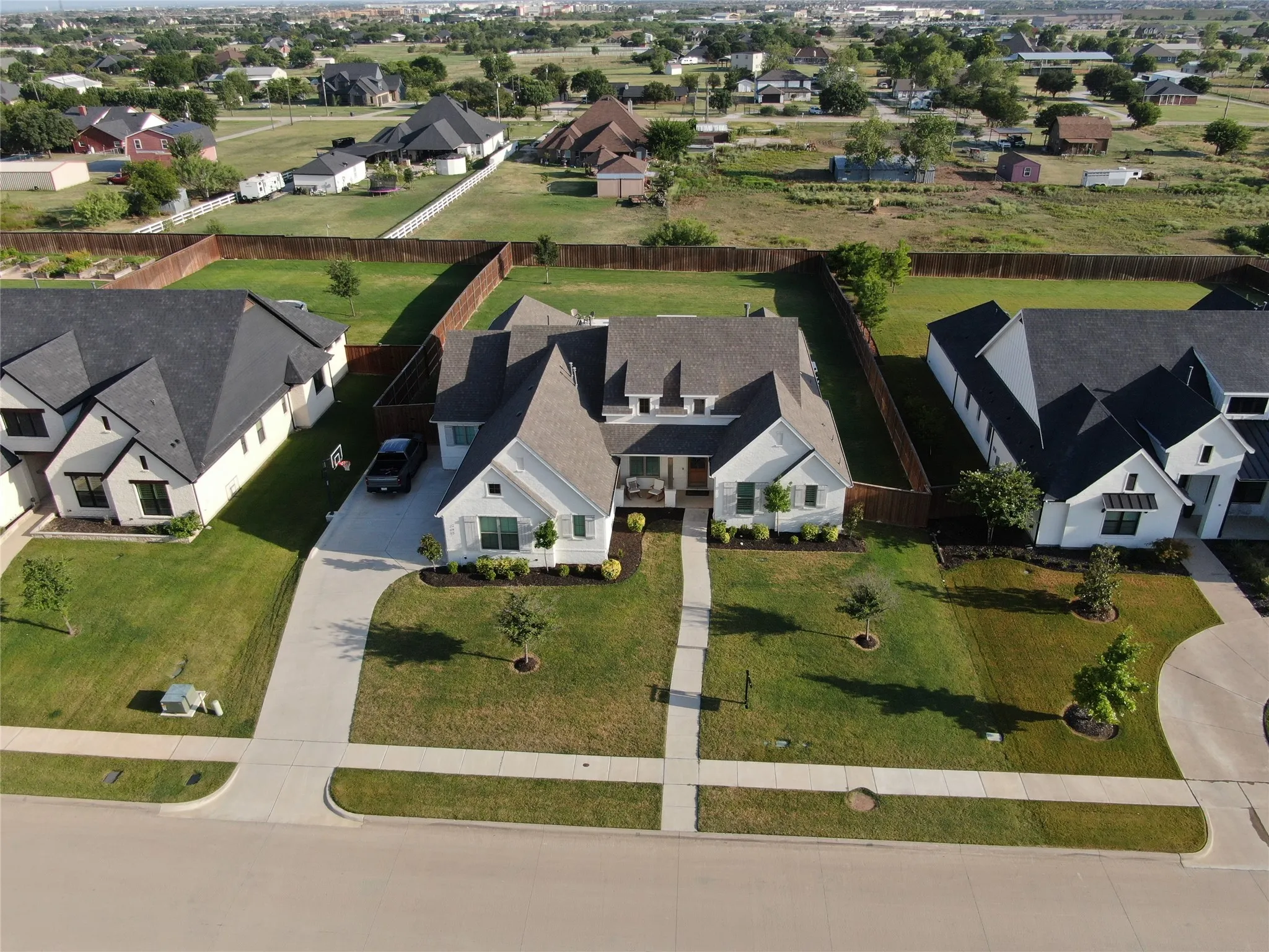 Single Family Residence For Sale in Tarrant County , 245 Wimberley Drive, Haslet, Texas 76052, 4 Bedroom, 4 Bathroom, 3 Garage spaces, 3,323 Sqft, built in 2021, Price $929,000, mls#21305466, Real Estate Agent in Haslet, Homes For Sale in Tarrant county, Homes For Sale in Haslet, Realtor in Haslet Texas, Real Estate Brokerage Independent Realty Texas, Luminita Cordes Realtor