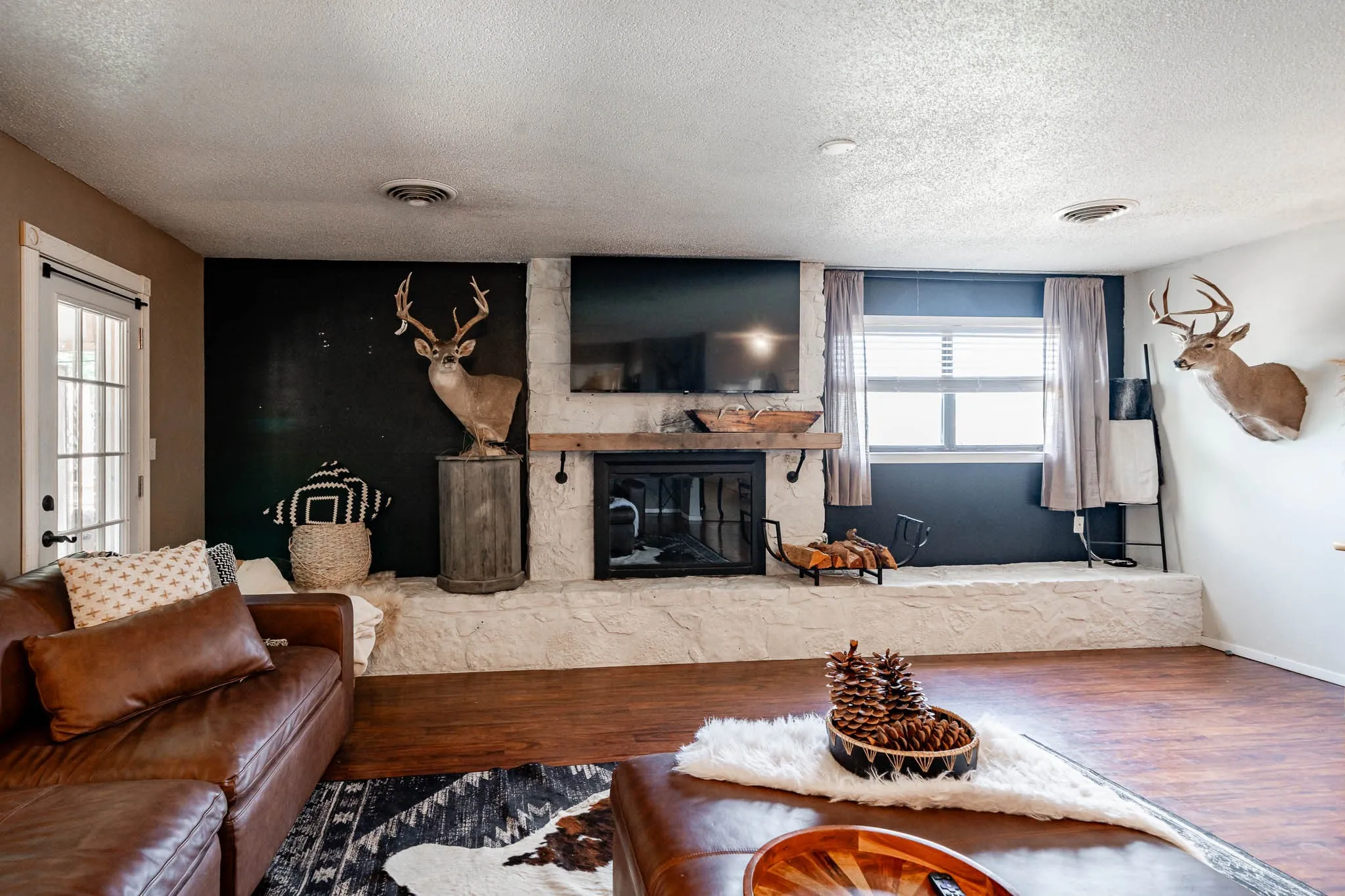 Single Family Residence For Sale in Coke County , 616 W Main Street, Bronte, Texas 76933, 5 Bedroom, 2 Bathroom, Garage spaces, 2,502 Sqft, built in 1983, mls#21303928, Real Estate Agent in Bronte, Homes For Sale in Coke county, Homes For Sale in Bronte, Realtor in Bronte Texas, Real Estate Brokerage Independent Realty Texas, Luminita Cordes Realtor