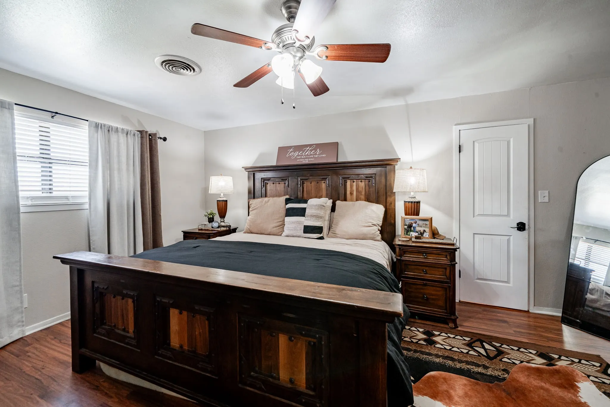 Single Family Residence For Sale in Coke County , 616 W Main Street, Bronte, Texas 76933, 5 Bedroom, 2 Bathroom, Garage spaces, 2,502 Sqft, built in 1983, mls#21303928, Real Estate Agent in Bronte, Homes For Sale in Coke county, Homes For Sale in Bronte, Realtor in Bronte Texas, Real Estate Brokerage Independent Realty Texas, Luminita Cordes Realtor
