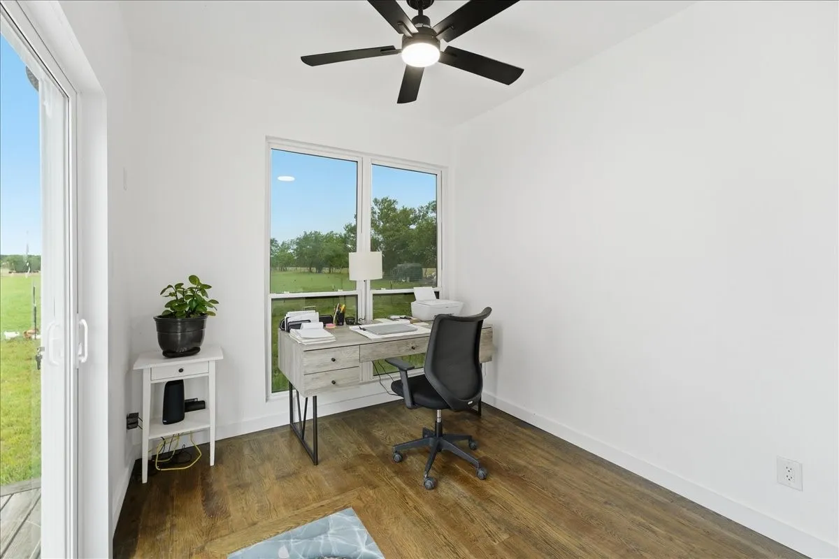 Single Family Residence For Sale in Hopkins County , 2641 County Road 4586, Sulphur Springs, Texas 75482, 3 Bedroom, 3 Bathroom, 3 Garage spaces, 3,279 Sqft, built in 2025, mls#21304557, Real Estate Agent in Sulphur Springs, Homes For Sale in Hopkins county, Homes For Sale in Sulphur Springs, Realtor in Sulphur Springs Texas, Real Estate Brokerage Independent Realty Texas, Luminita Cordes Realtor