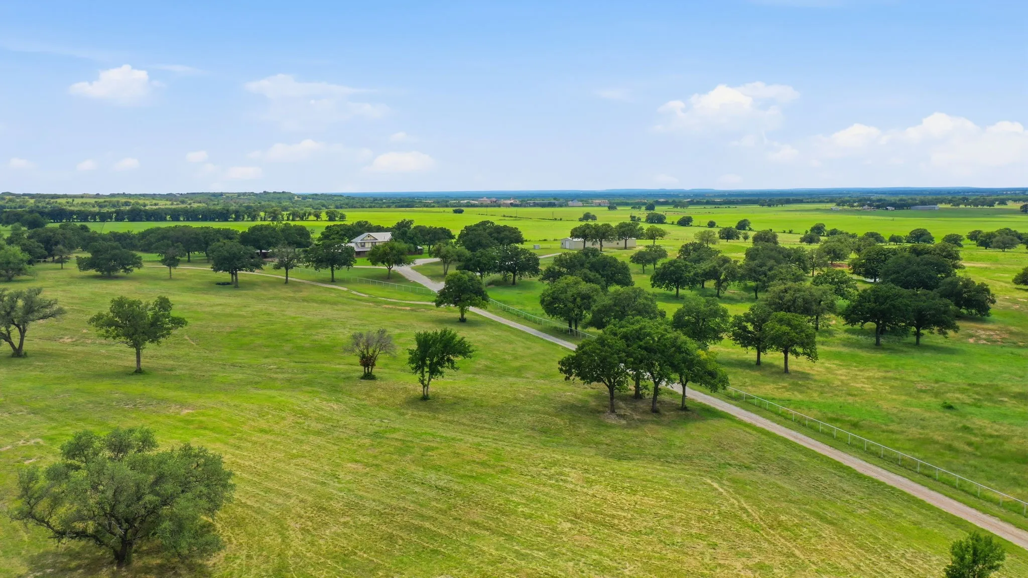 Long private drive up to the primary residence