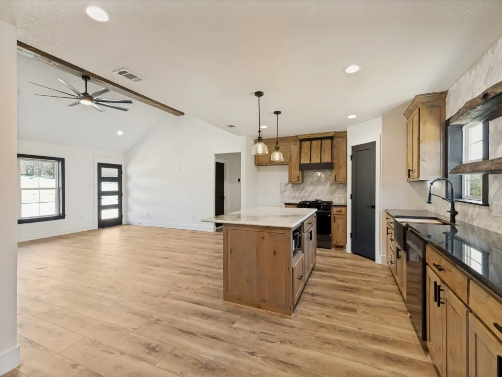 Single Family Residence For Sale in Wise County , 271 Rolling Ranch Boulevard, Alvord, Texas 76225, 3 Bedroom, 2 Bathroom, Garage spaces, 1,612 Sqft, built in 2026, mls#21305500, Real Estate Agent in Alvord, Homes For Sale in Wise county, Homes For Sale in Alvord, Realtor in Alvord Texas, Real Estate Brokerage Independent Realty Texas, Luminita Cordes Realtor