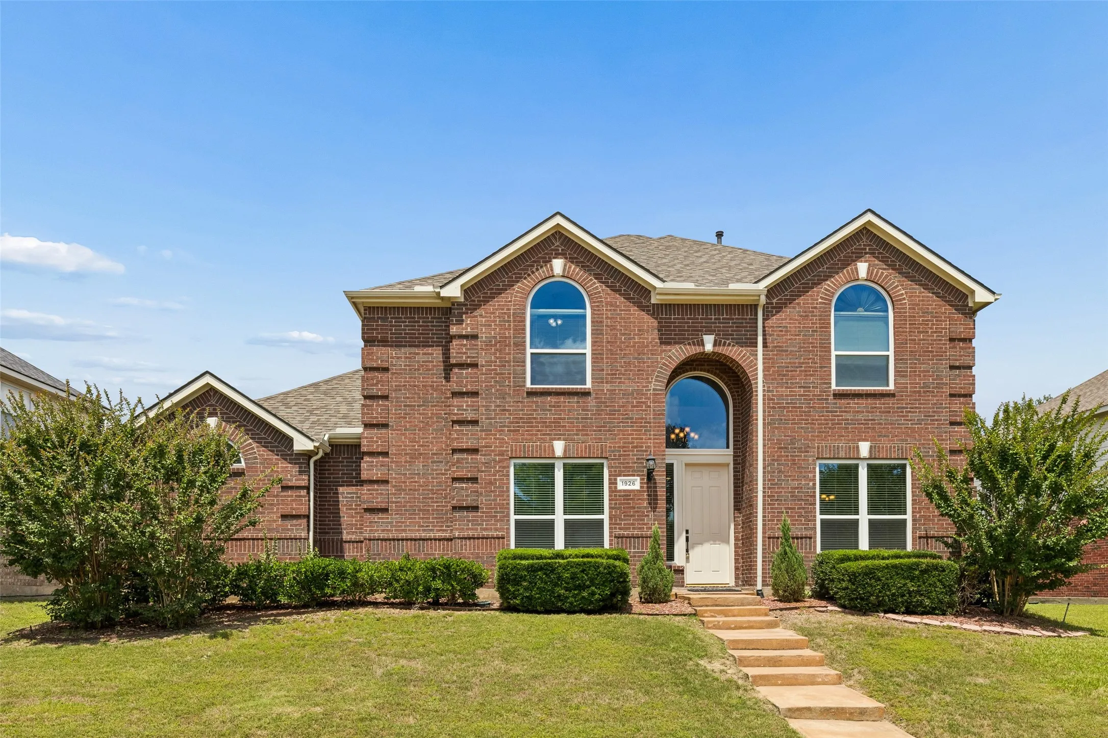 Single Family Residence For Sale in Collin County , 1926 Edgehill Drive, Allen, Texas 75013, 5 Bedroom, 4 Bathroom, 2 Garage spaces, 3,403 Sqft, built in 2001, mls#21303973, Real Estate Agent in Allen, Homes For Sale in Collin county, Homes For Sale in Allen, Realtor in Allen Texas, Real Estate Brokerage Independent Realty Texas, Luminita Cordes Realtor