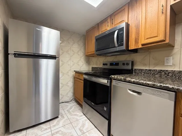 Condominium For Rent in Dallas County , 12802 Midway Road 2016, Dallas, Texas 75244, 2 Bedrooms, 2 Bathrooms, Garage spaces, 864 Sqft, built in 1970, Price $1,400, mls#21305528, Real Estate Agent in Dallas, Homes For Rent in Dallas county, Homes For Rent in Dallas, Realtor in Dallas Texas, Real Estate Brokerage Independent Realty Texas, Luminita Cordes Realtor