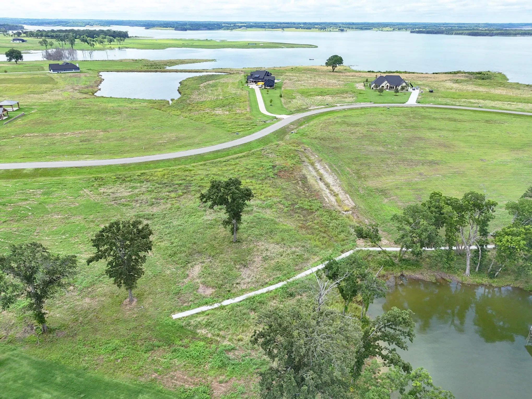 Unimproved Land For Sale in Fannin County , 680 Peninsula Drive, Honey Grove, Texas 75446, 0, 0, Garage spaces, 0 Sqft, built in 0, mls#21305524, Real Estate Agent in Honey Grove, Homes For Sale in Fannin county, Homes For Sale in Honey Grove, Realtor in Honey Grove Texas, Real Estate Brokerage Independent Realty Texas, Luminita Cordes Realtor