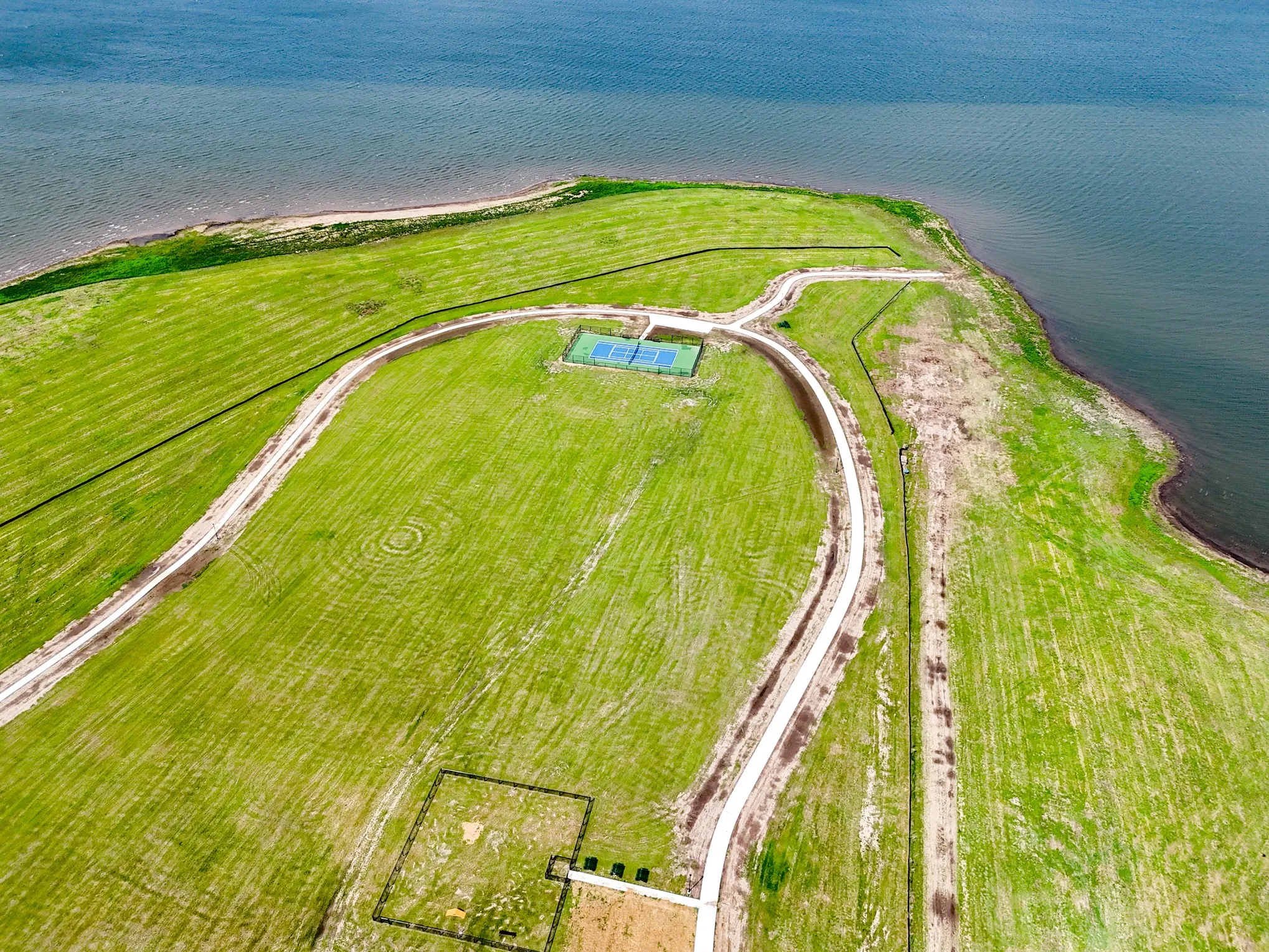 Unimproved Land For Sale in Fannin County , 680 Peninsula Drive, Honey Grove, Texas 75446, 0, 0, Garage spaces, 0 Sqft, built in 0, mls#21305524, Real Estate Agent in Honey Grove, Homes For Sale in Fannin county, Homes For Sale in Honey Grove, Realtor in Honey Grove Texas, Real Estate Brokerage Independent Realty Texas, Luminita Cordes Realtor