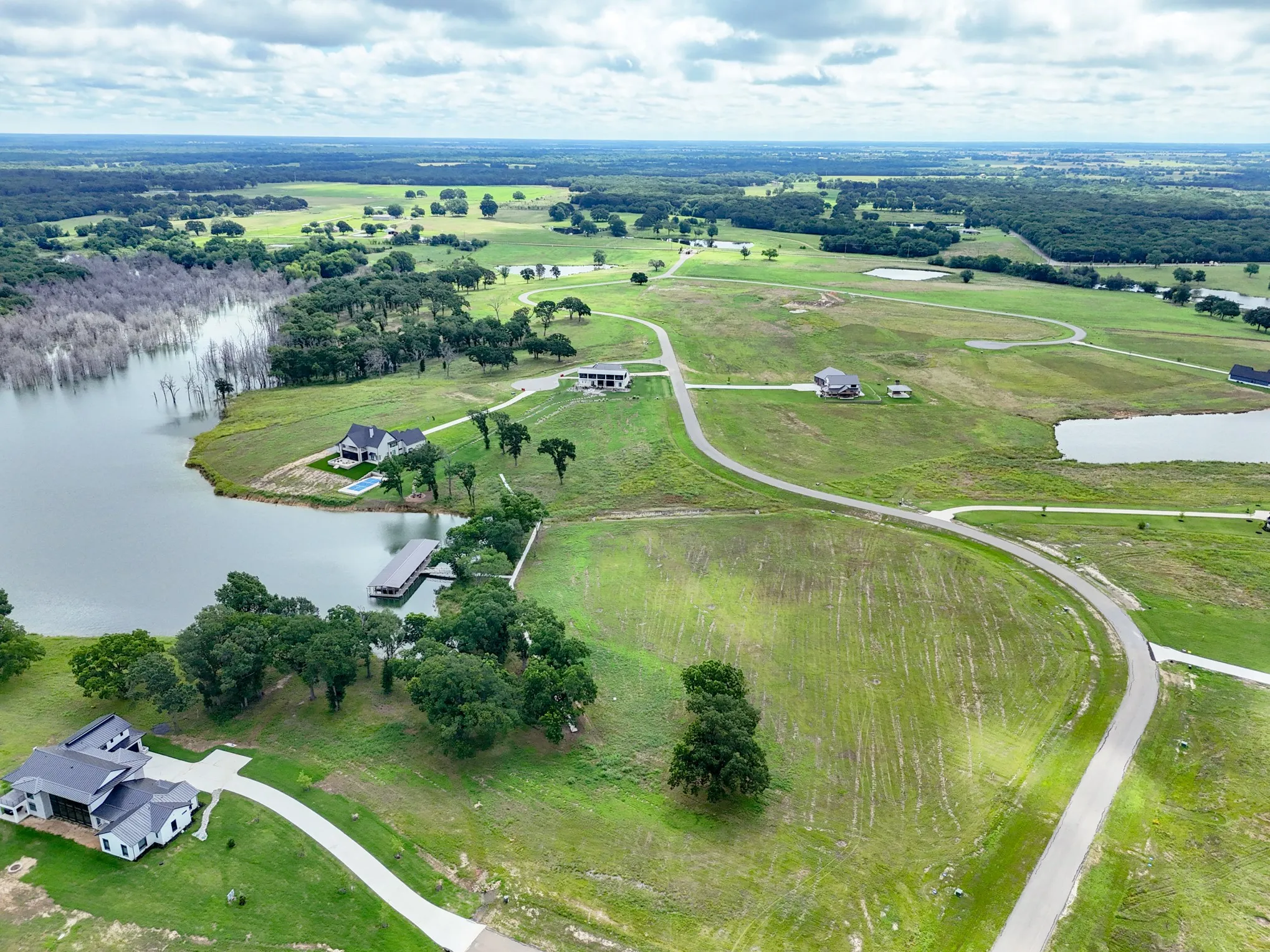Unimproved Land For Sale in Fannin County , 680 Peninsula Drive, Honey Grove, Texas 75446, 0, 0, Garage spaces, 0 Sqft, built in 0, mls#21305524, Real Estate Agent in Honey Grove, Homes For Sale in Fannin county, Homes For Sale in Honey Grove, Realtor in Honey Grove Texas, Real Estate Brokerage Independent Realty Texas, Luminita Cordes Realtor