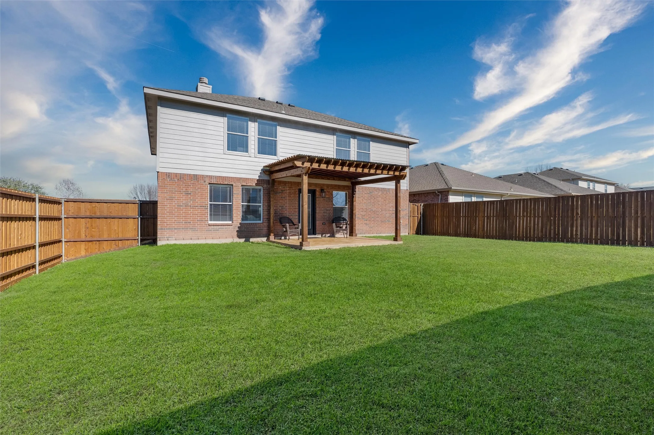 Huge yard with full sprinkler system