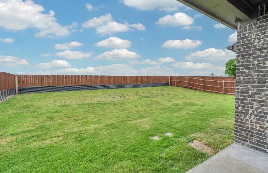 Single Family Residence For Sale in Mc Lennan County , 10044 Durango Trail, Waco, Texas 76712, 4 Bedroom, 3 Bathroom, 2 Garage spaces, 2,293 Sqft, built in 2024, mls#21301716, Real Estate Agent in Waco, Homes For Sale in Mc Lennan county, Homes For Sale in Waco, Realtor in Waco Texas, Real Estate Brokerage Independent Realty Texas, Luminita Cordes Realtor
