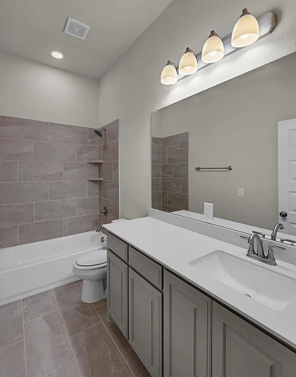 Single Family Residence For Sale in Mc Lennan County , 10044 Durango Trail, Waco, Texas 76712, 4 Bedroom, 3 Bathroom, 2 Garage spaces, 2,293 Sqft, built in 2024, mls#21301716, Real Estate Agent in Waco, Homes For Sale in Mc Lennan county, Homes For Sale in Waco, Realtor in Waco Texas, Real Estate Brokerage Independent Realty Texas, Luminita Cordes Realtor