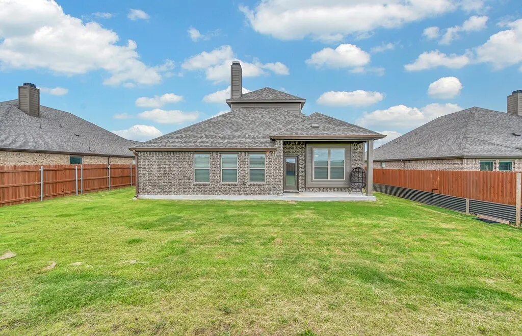 Single Family Residence For Sale in Mc Lennan County , 10044 Durango Trail, Waco, Texas 76712, 4 Bedroom, 3 Bathroom, 2 Garage spaces, 2,293 Sqft, built in 2024, mls#21301716, Real Estate Agent in Waco, Homes For Sale in Mc Lennan county, Homes For Sale in Waco, Realtor in Waco Texas, Real Estate Brokerage Independent Realty Texas, Luminita Cordes Realtor