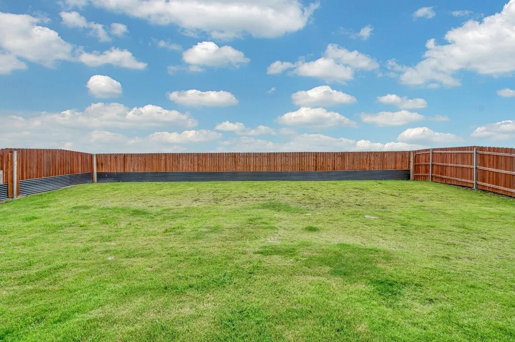 Single Family Residence For Sale in Mc Lennan County , 10044 Durango Trail, Waco, Texas 76712, 4 Bedroom, 3 Bathroom, 2 Garage spaces, 2,293 Sqft, built in 2024, mls#21301716, Real Estate Agent in Waco, Homes For Sale in Mc Lennan county, Homes For Sale in Waco, Realtor in Waco Texas, Real Estate Brokerage Independent Realty Texas, Luminita Cordes Realtor