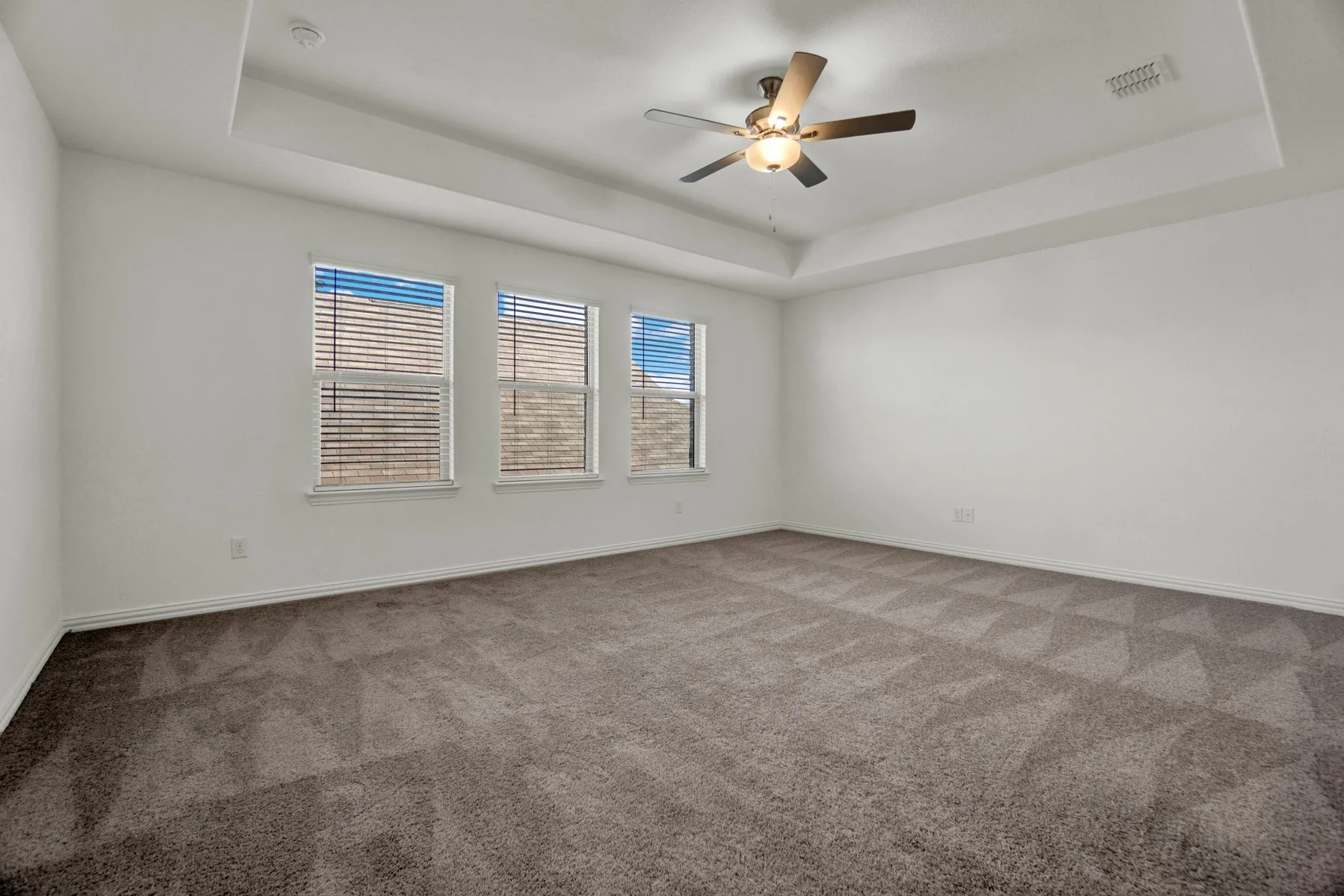 Single Family Residence For Rent in Collin County , 8700 Whistling Duck Drive, Mc Kinney, Texas 75071, 4 Bedroom, 2 Bathroom, 2 Garage spaces, 2,347 Sqft, built in 2023, mls#21305388, Real Estate Agent in Mc Kinney, Homes For Rent in Collin county, Homes For Rent in Mc Kinney, Realtor in Mc Kinney Texas, Real Estate Brokerage Independent Realty Texas, Luminita Cordes Realtor