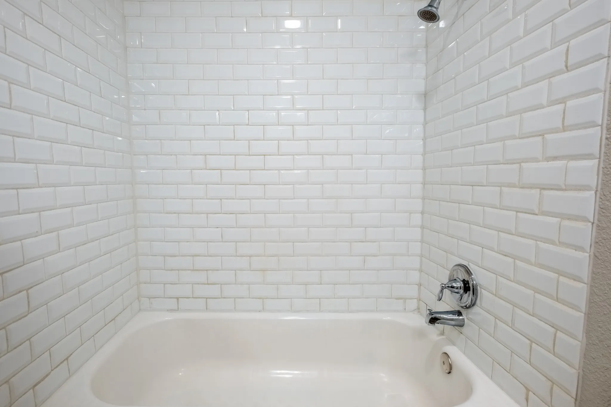 Single Family Residence For Sale in Denton County , 1607 College Parkway, Lewisville, Texas 75077, 4 Bedroom, 4 Bathroom, 2 Garage spaces, 1,645 Sqft, built in 1973, mls#21305547, Real Estate Agent in Lewisville, Homes For Sale in Denton county, Homes For Sale in Lewisville, Realtor in Lewisville Texas, Real Estate Brokerage Independent Realty Texas, Luminita Cordes Realtor