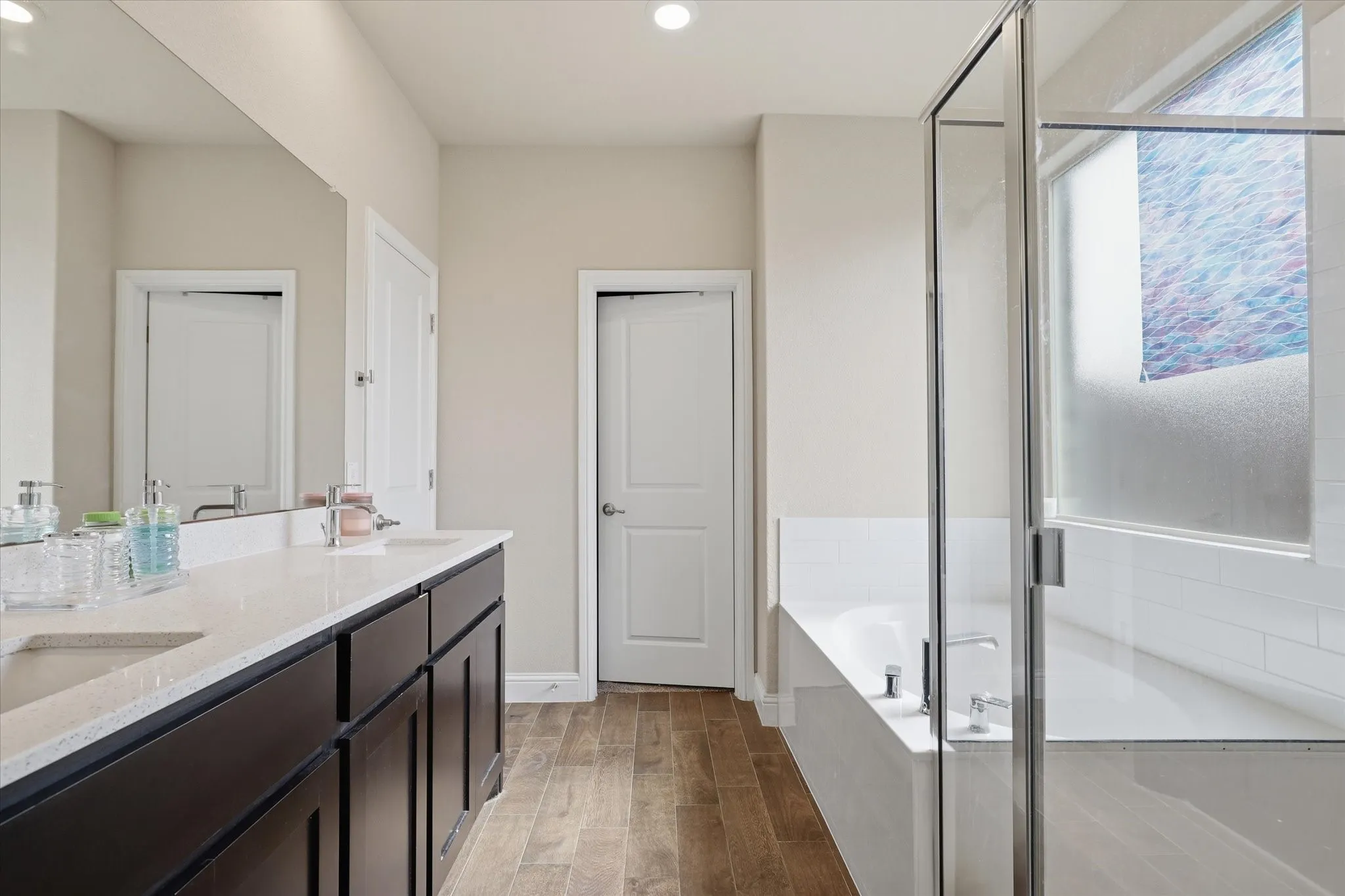 Single Family Residence For Sale in Denton County , 717 Greenford Manor, Fort Worth, Texas 76247, 5 Bedroom, 4 Bathroom, 2 Garage spaces, 2,813 Sqft, built in 2021, mls#21301937, Real Estate Agent in Fort Worth, Homes For Sale in Denton county, Homes For Sale in Fort Worth, Realtor in Fort Worth Texas, Real Estate Brokerage Independent Realty Texas, Luminita Cordes Realtor